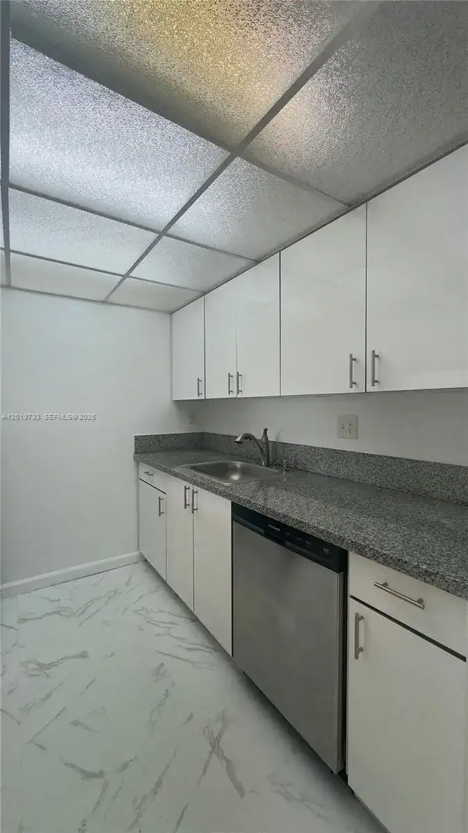 14611 N Kendall Dr # 304L, Miami FL 33186 photo 3