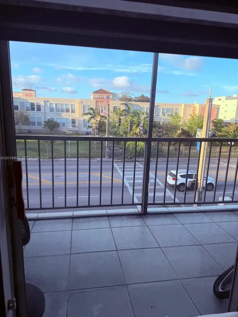 1250 NE 125th St # 317A, North Miami FL 33161 photo 2