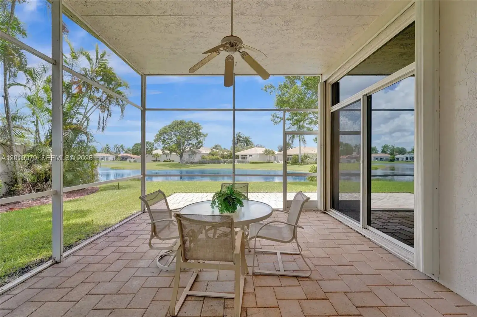 2525 Bay Pointe Ct, Weston FL 33327 photo 3