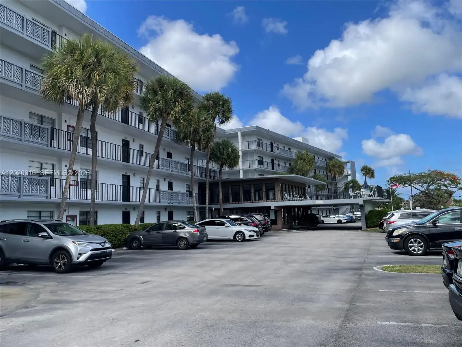 9235 SW 8th St # 209, Boca Raton FL 33428 photo 4