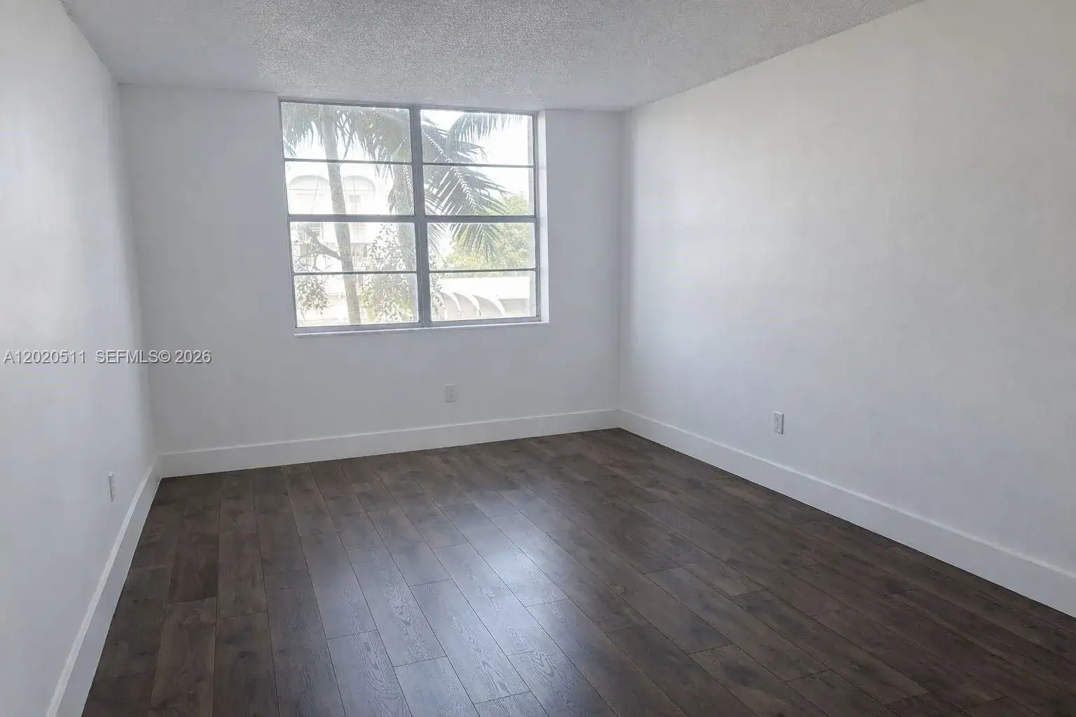 496 NW 165th # 412, Miami FL 33169 photo 2