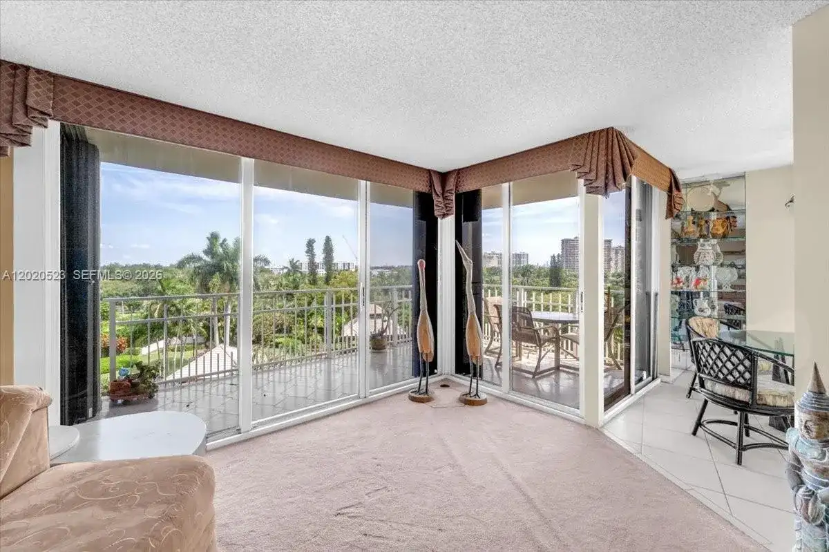 1000 Quayside Ter # 701, Miami FL 33138 photo 4