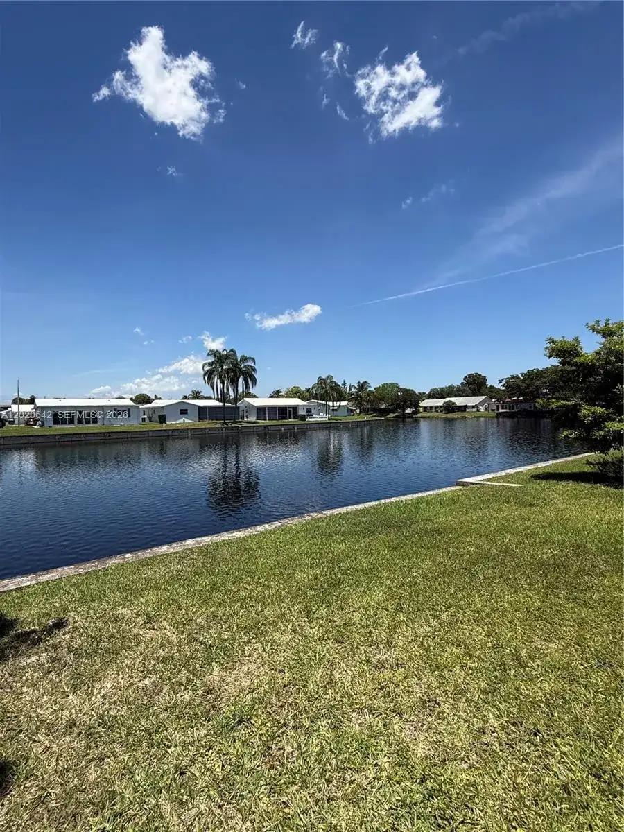 8107 NW 58th Pl # 8107, Tamarac FL 33321 photo 3