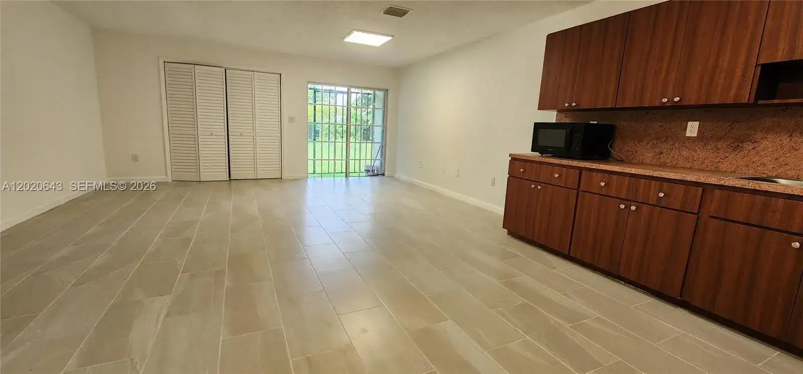 10380 NW 10th Ave # 10380, Miami FL 33150 photo 4