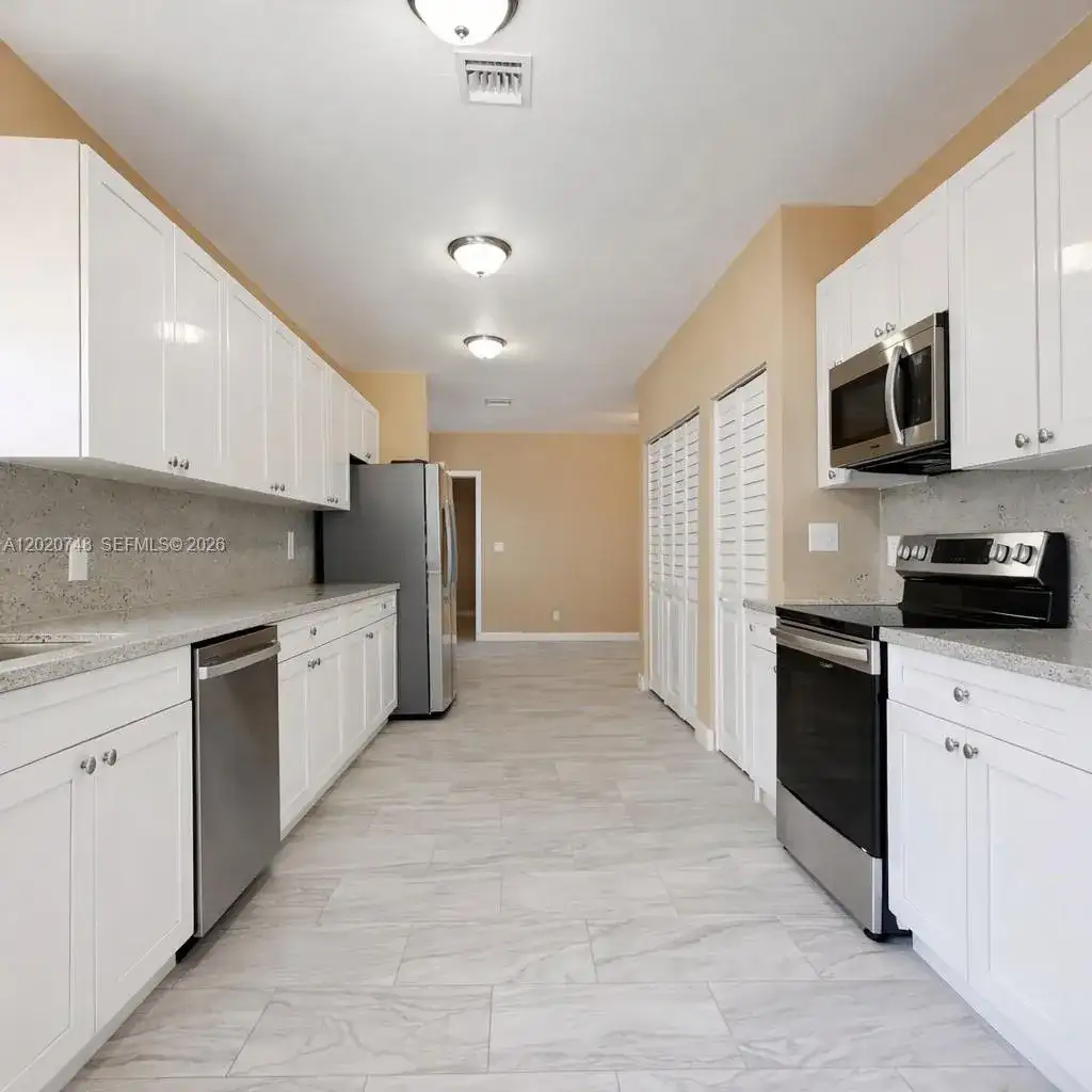 1015 NW 8th Ave # A, Fort Lauderdale FL 33311 photo 3