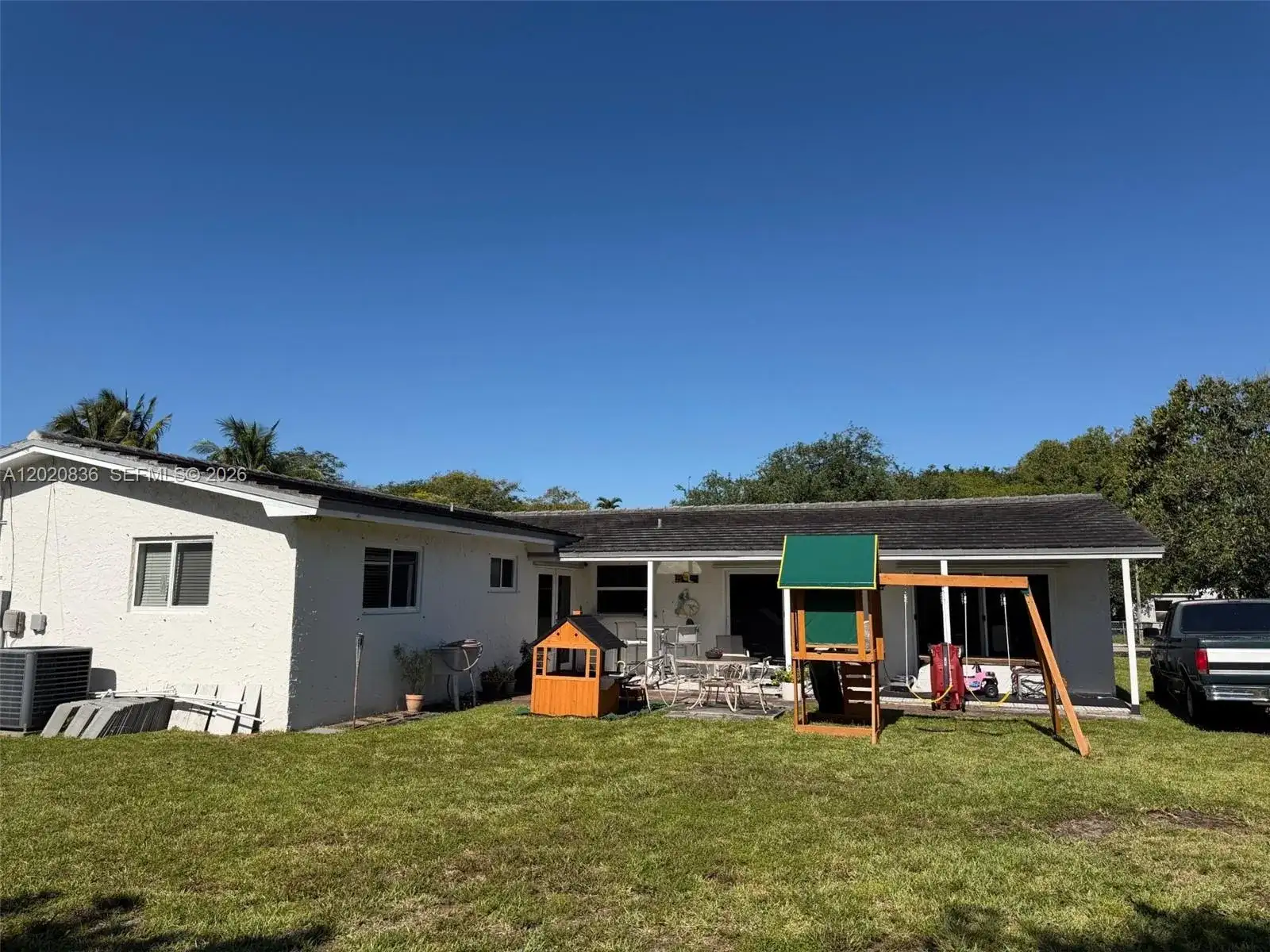 13425 NW 2nd Ave, Miami FL 33168 photo 4