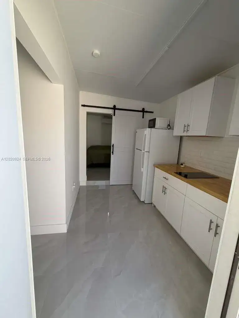 19316 SW 121st Ave # 3, Miami FL 33177 photo 2