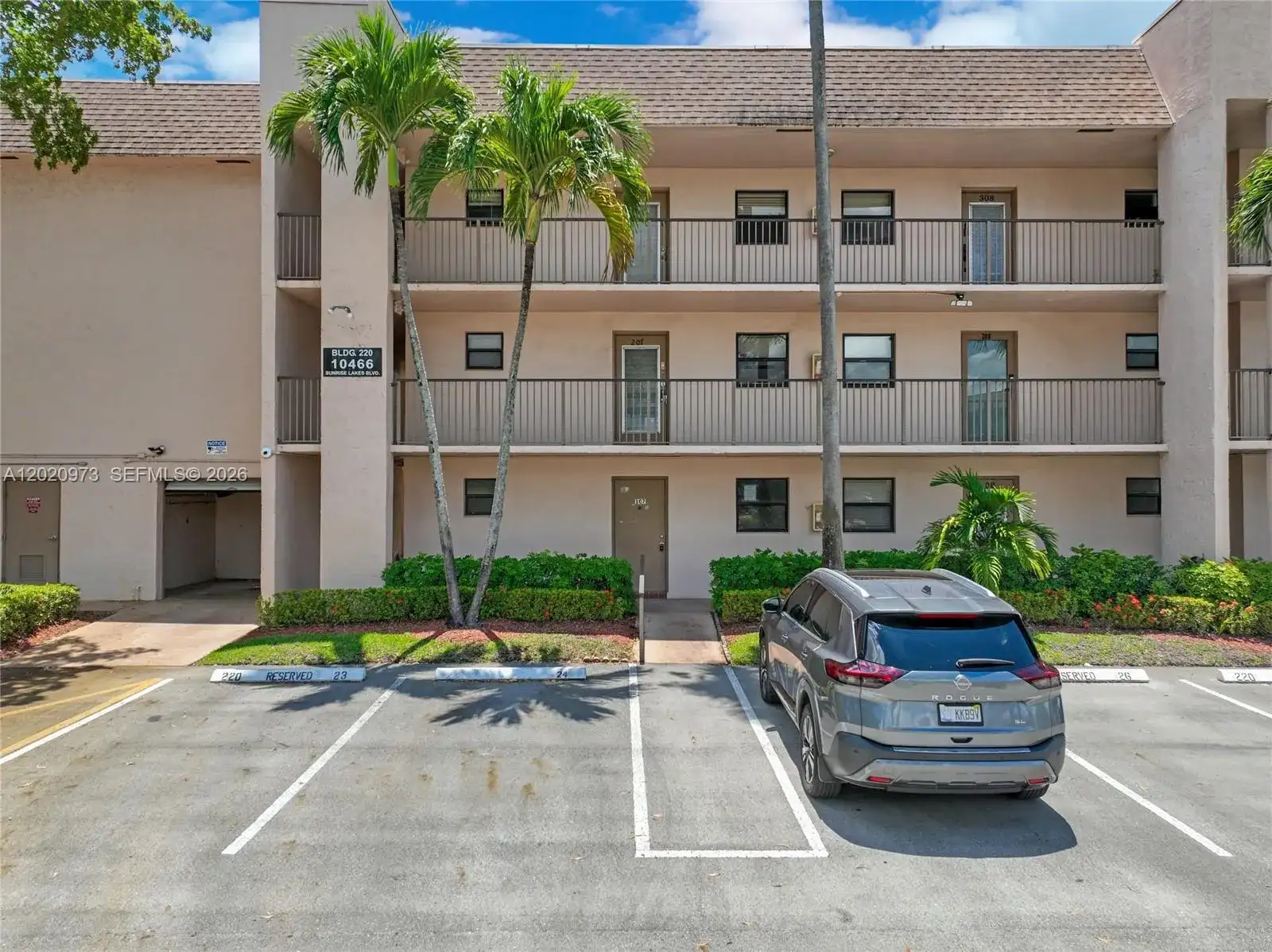 10466 Sunrise Lakes Blvd # 107, Sunrise FL 33322 photo 2