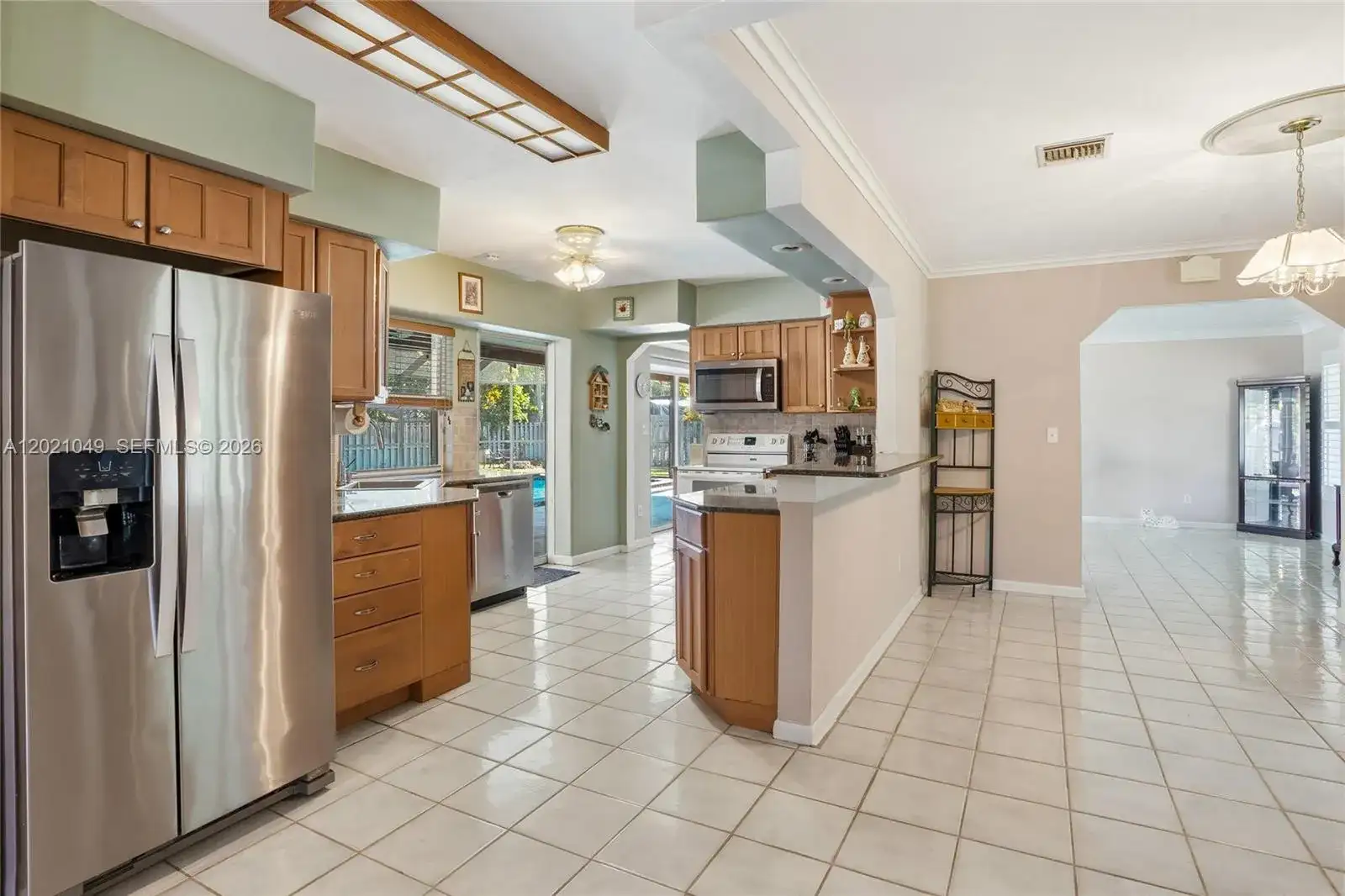 8495 SW 160th St, Palmetto Bay FL 33157 photo 4