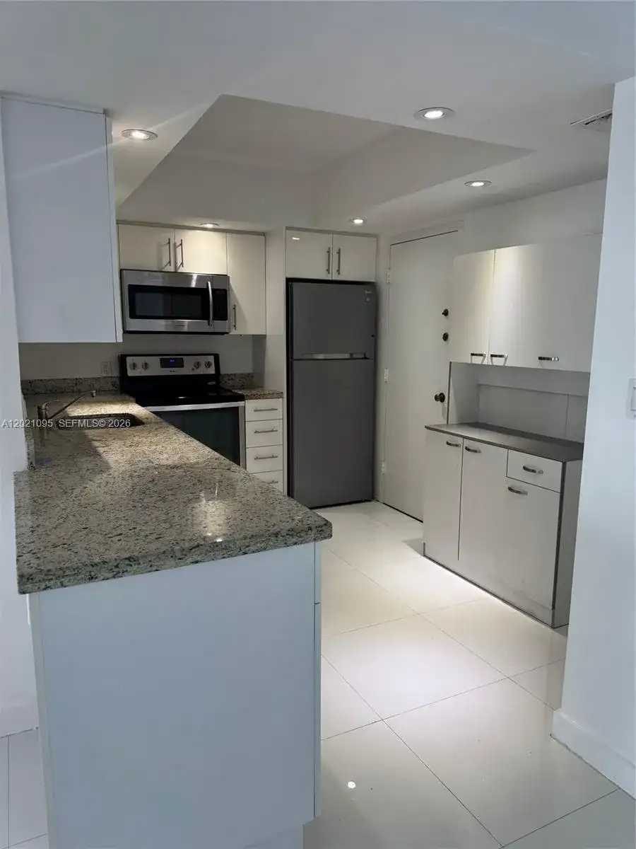3800 S Ocean Dr # 1725, Hollywood FL 33019 photo 5