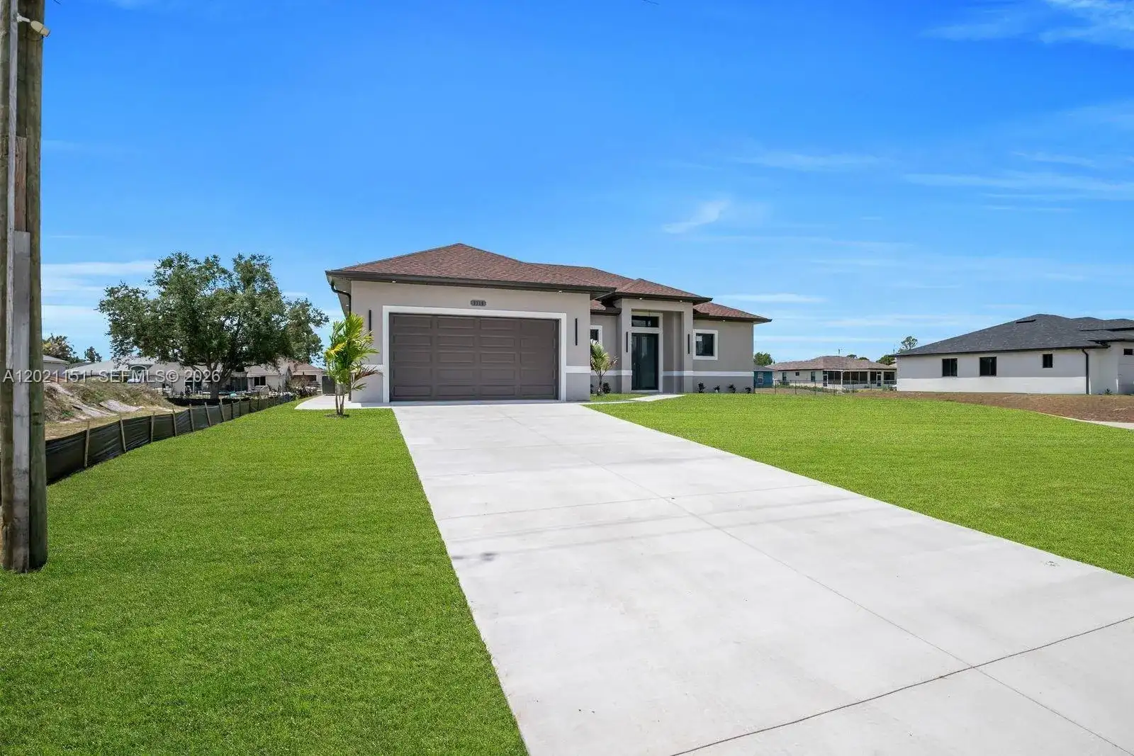 3115 2nd ST SW, Lehigh Acres FL 33976 photo 2