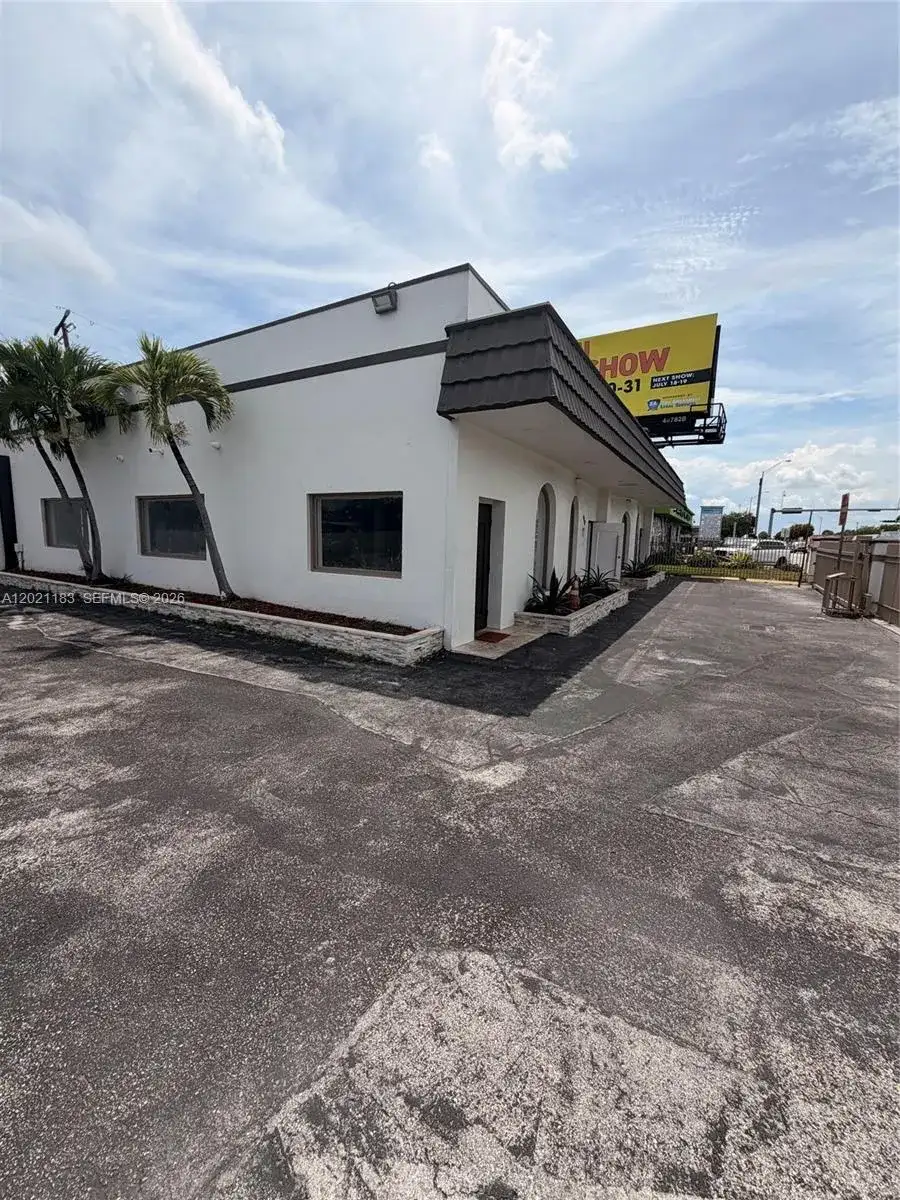 920 NW 119th St, Miami FL 33168 photo 5