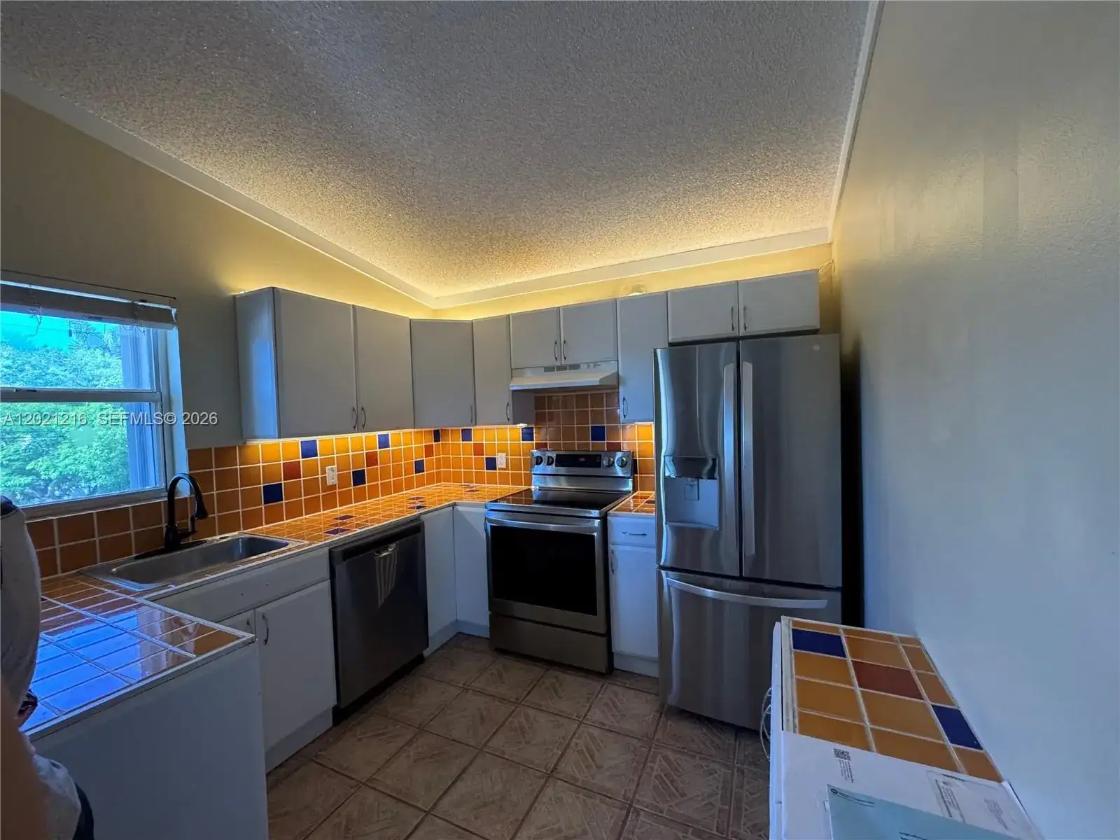 104 Ocean Shores Drive, Key Largo FL 33037 photo 2