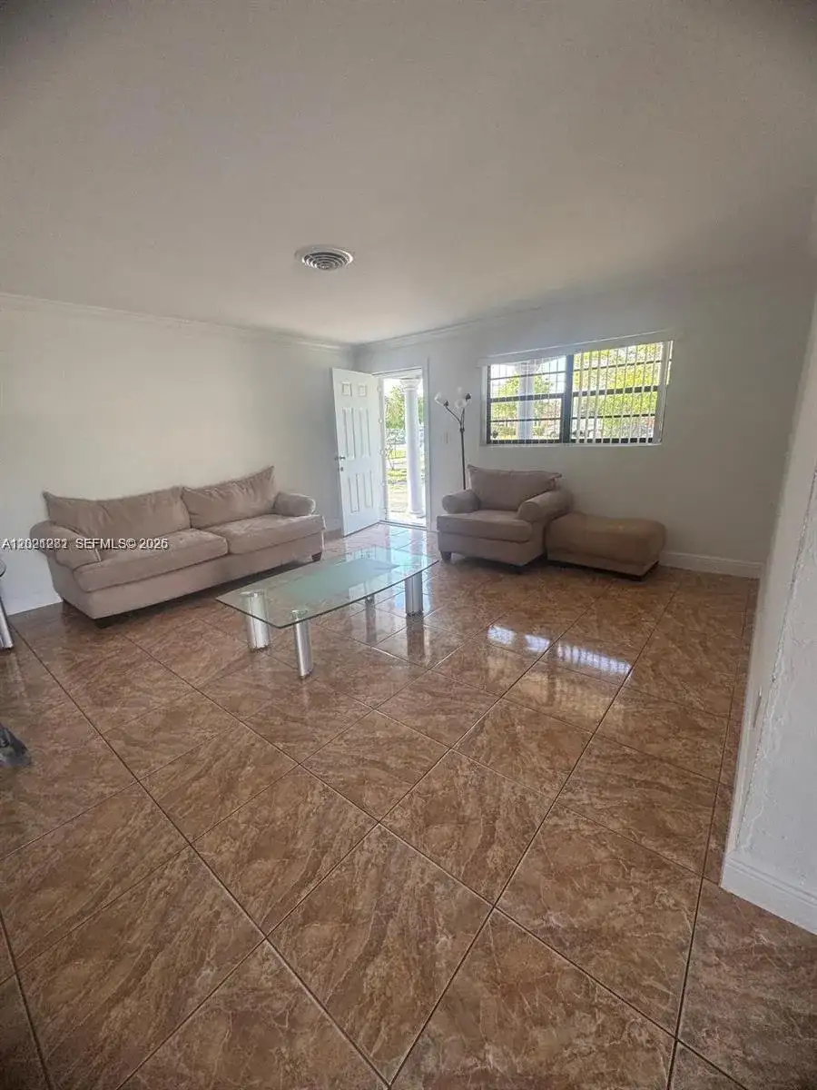 2801 NW 183rd St, Miami Gardens FL 33056 photo 2