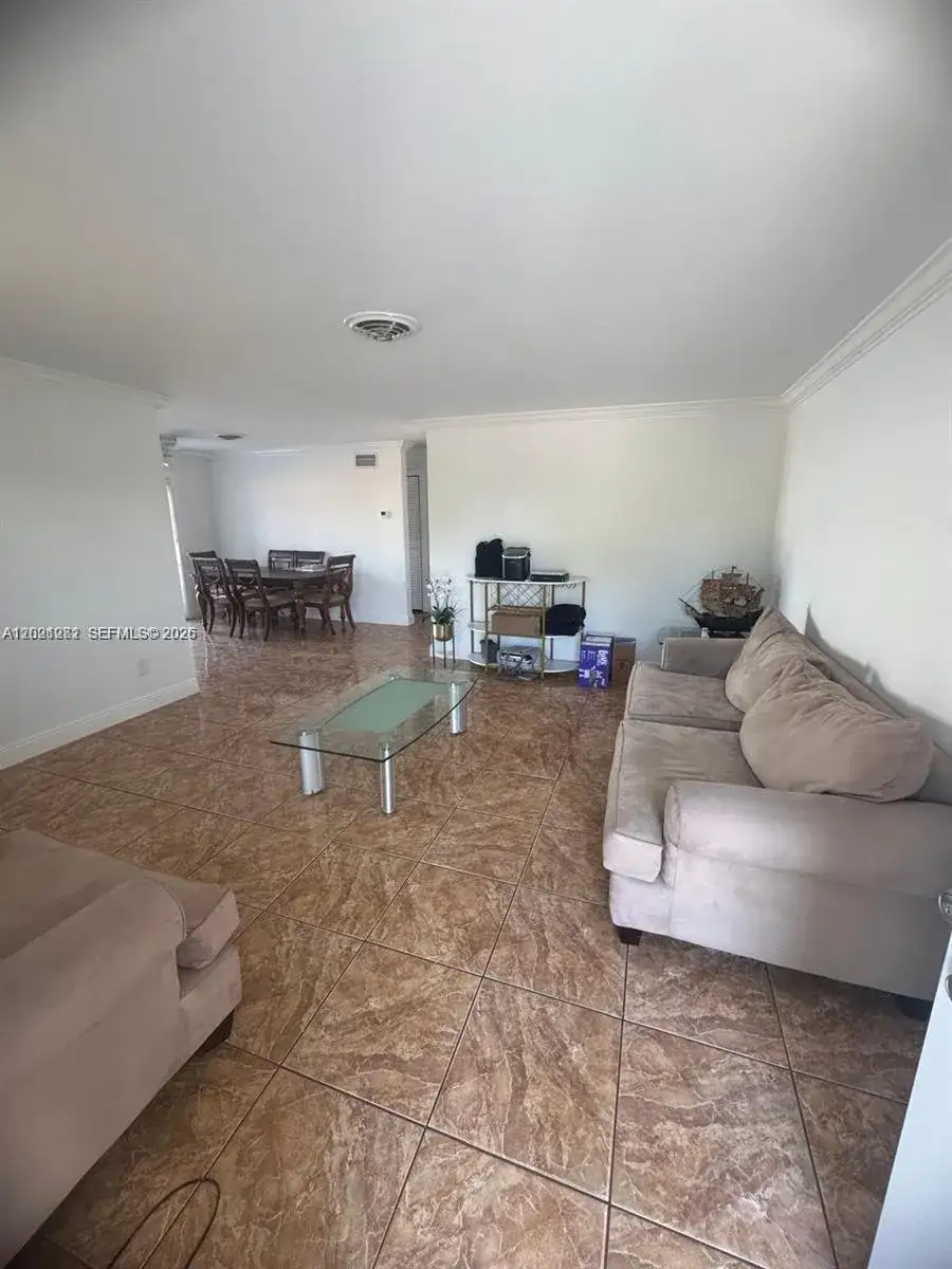 2801 NW 183rd St, Miami Gardens FL 33056 photo 4
