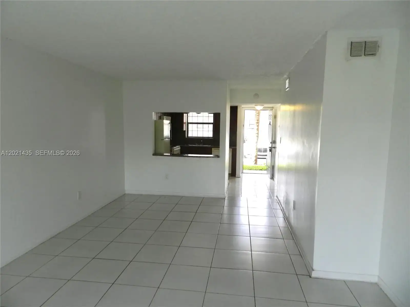 6020 Shakerwood Cir # 105, Tamarac FL 33319 photo 3