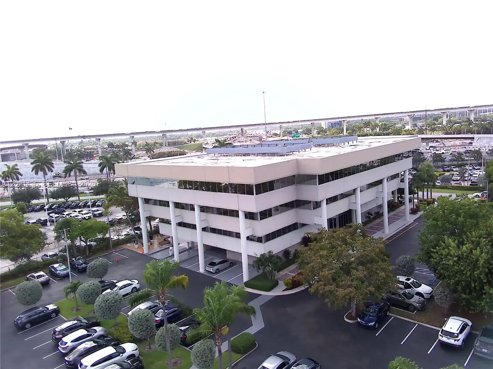 290 NW 165th St # 7, Miami FL 33169 photo 2