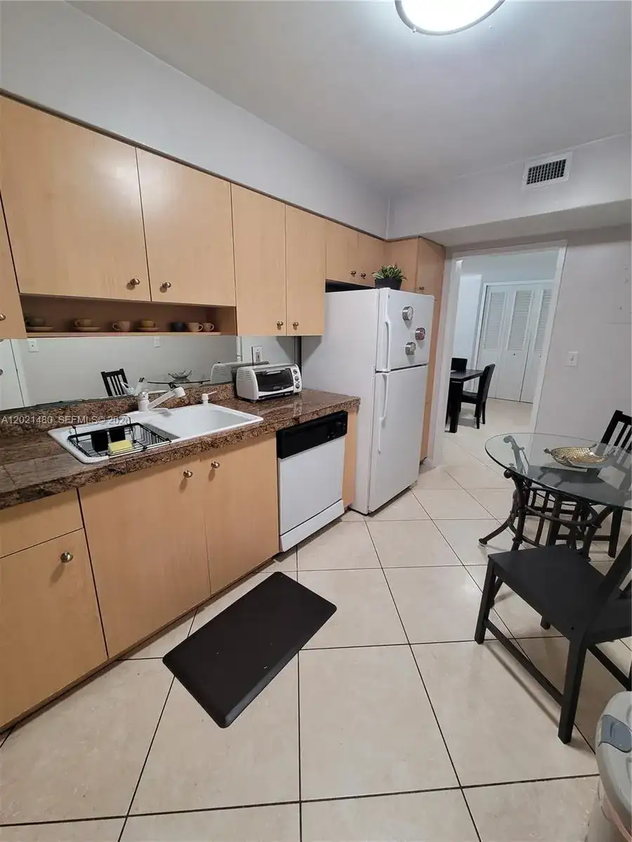 9195 Collins Ave # 309, Surfside FL 33154 photo 5