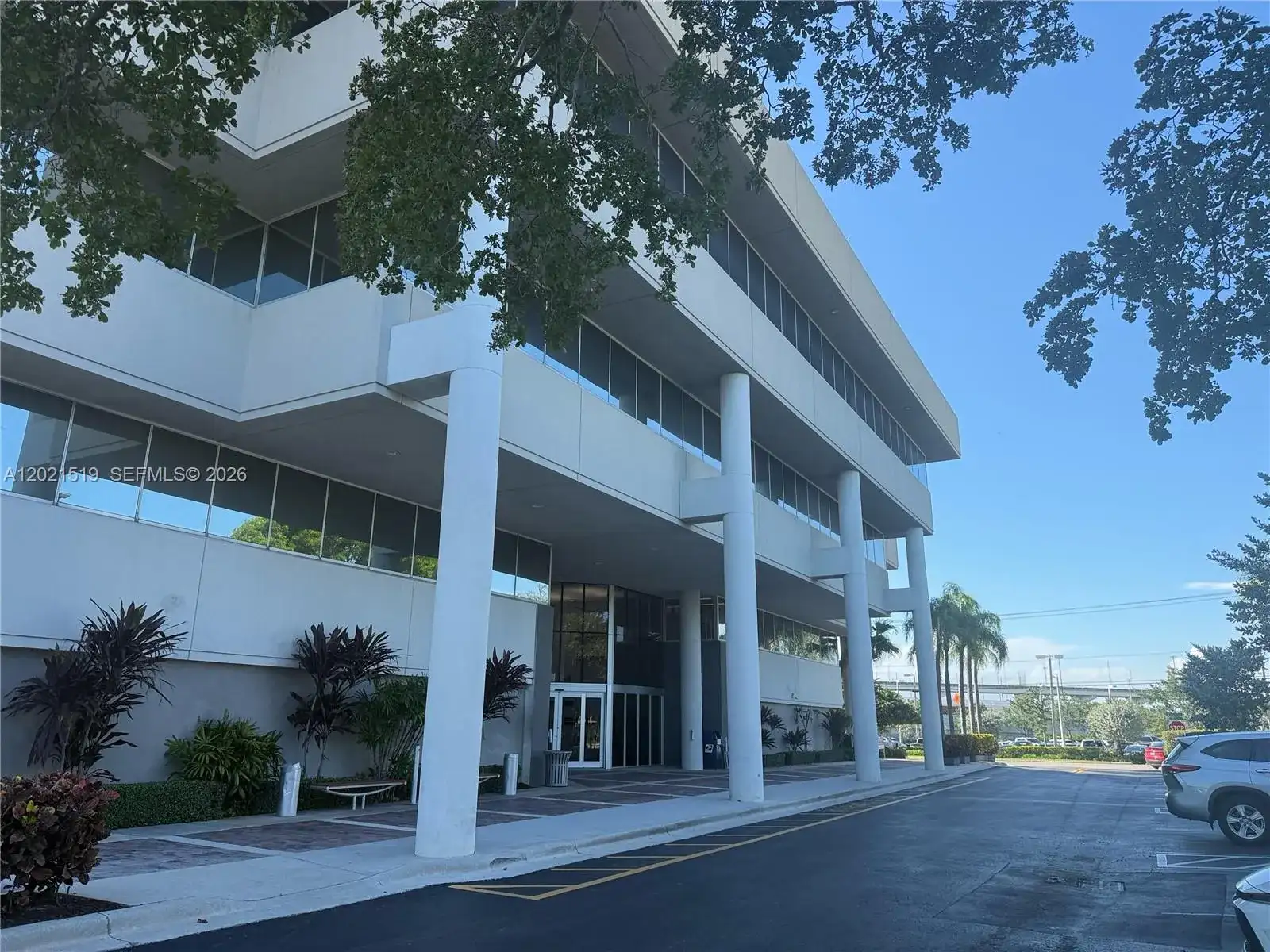 290 NW 165th St # 5B, Miami FL 33169 photo 3