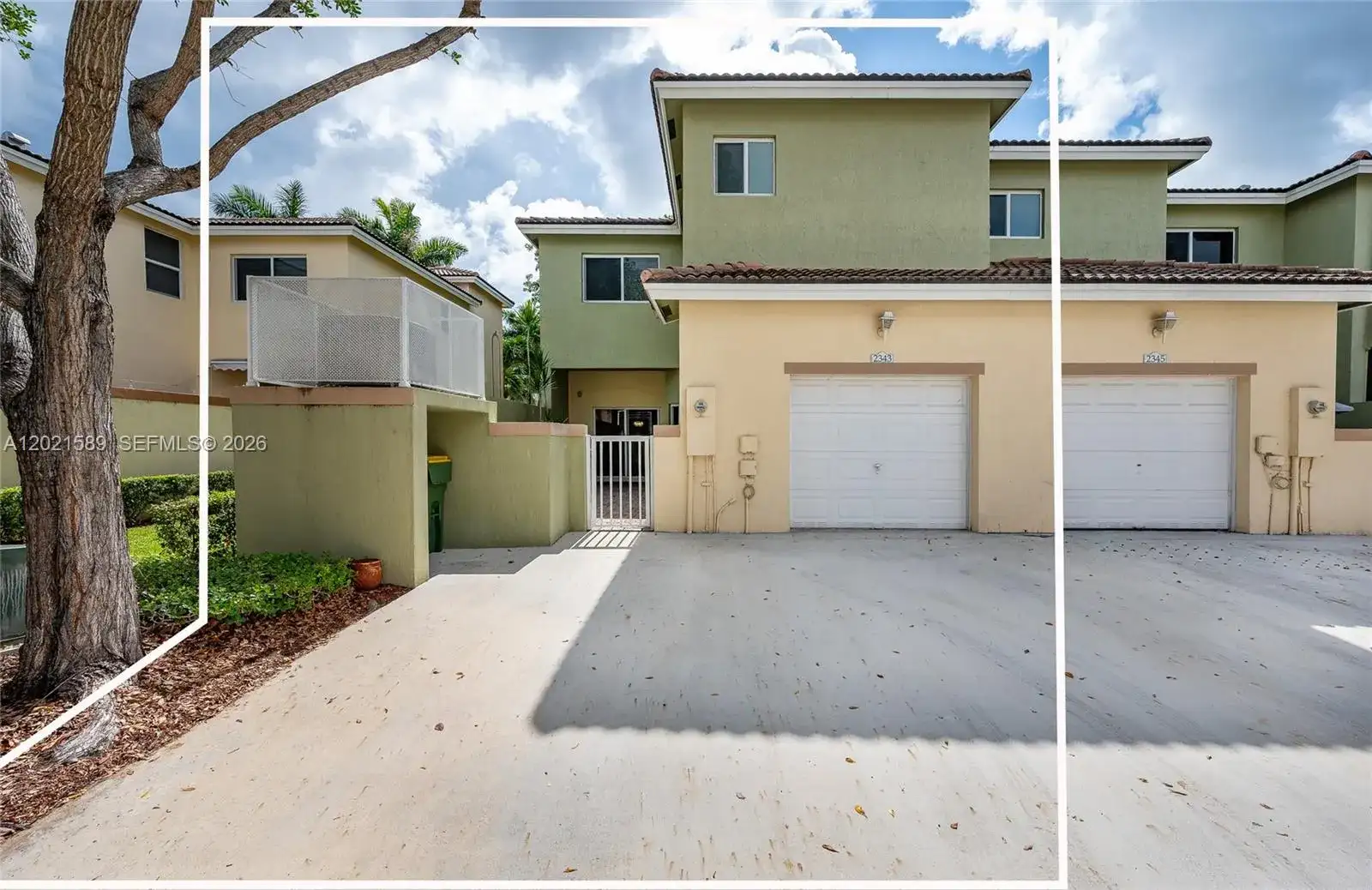 2343 SE 16th Pl, Homestead FL 33035 photo 2