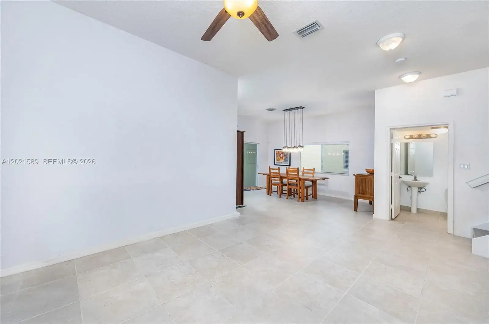 2343 SE 16th Pl, Homestead FL 33035 photo 4