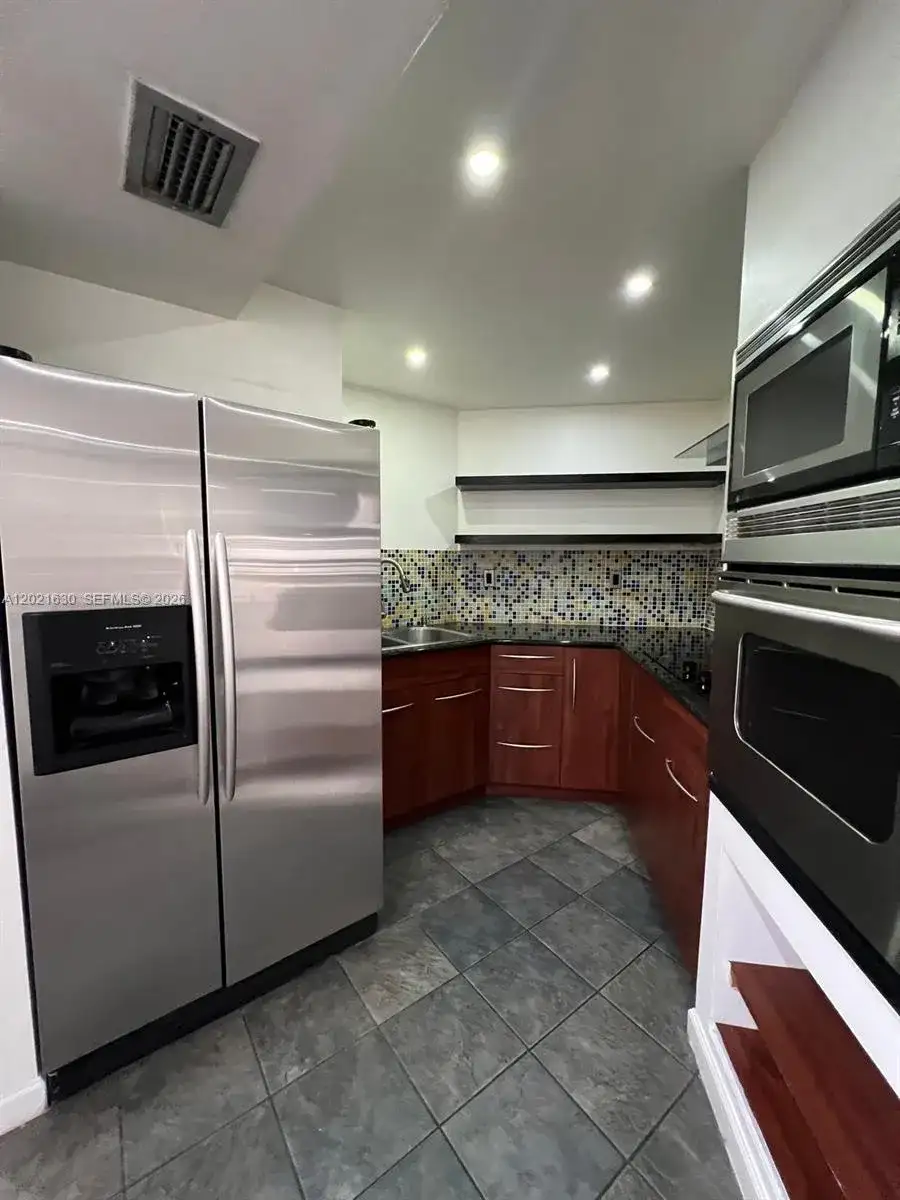 9715 Fontainebleau Blvd # E308, Miami FL 33172 photo 5