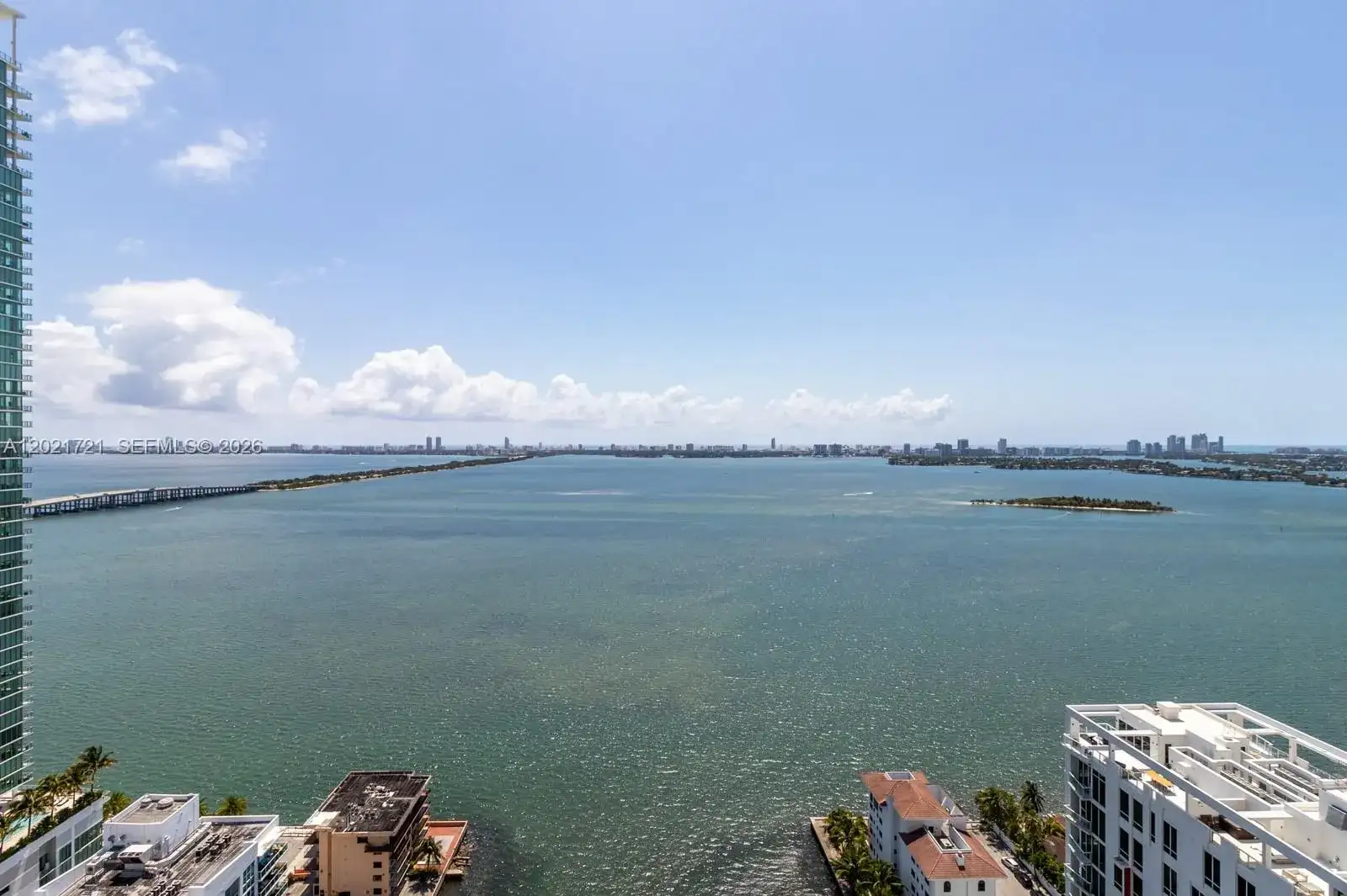 460 NE 28th St # 3105, Miami FL 33137 photo 3