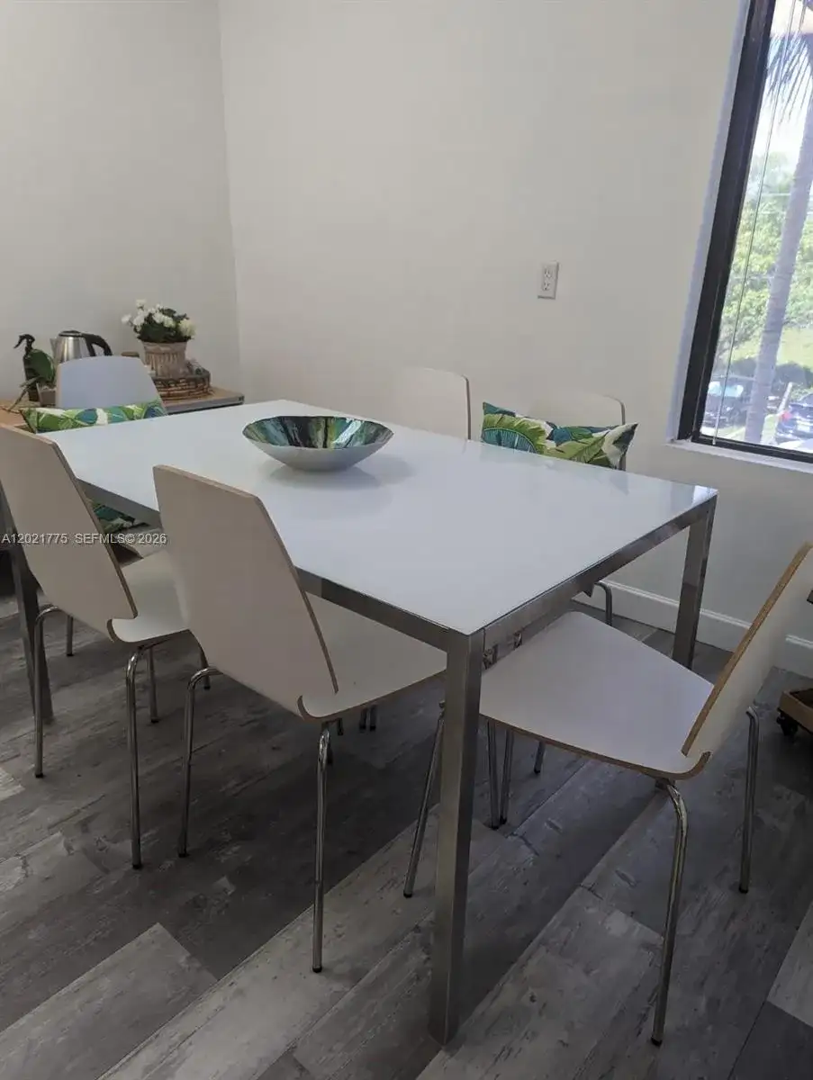 12550 Biscayne Blvd # 220, North Miami FL 33181 photo 5