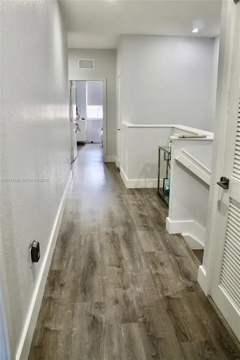 1463 SE 24th Ter, Homestead FL 33035 photo 5