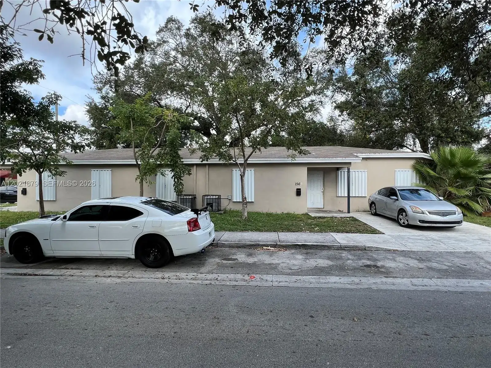 1565 NW 47th St, Miami FL 33142 photo 2