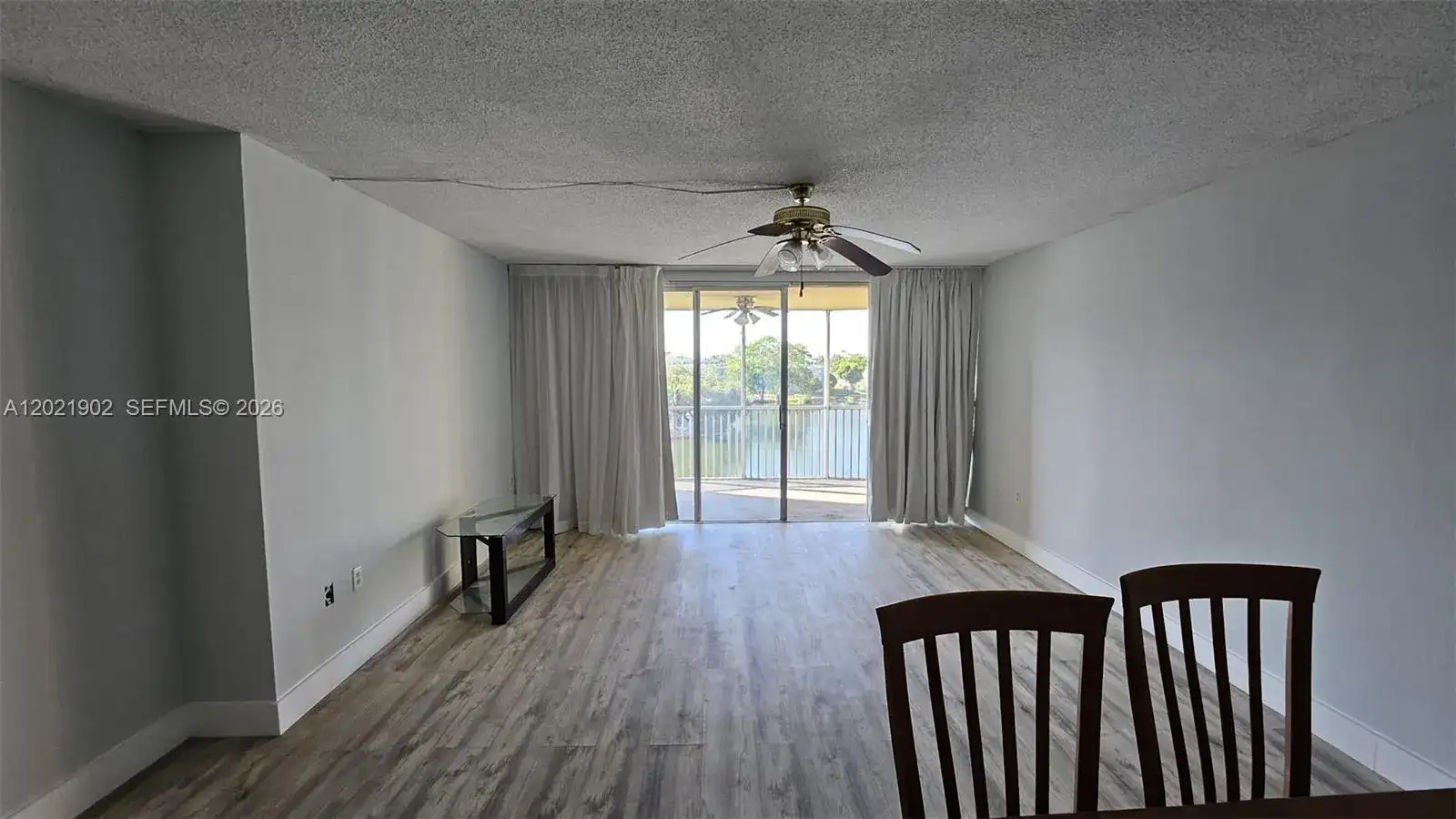 1750 NE 191st St # 4, Miami FL 33179 photo 2