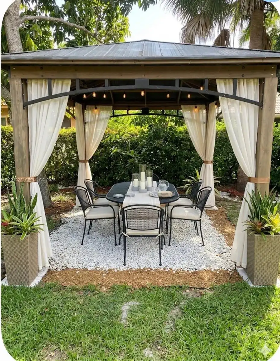 115 Kapok Crescent, Royal Palm Beach FL 33411 photo 5