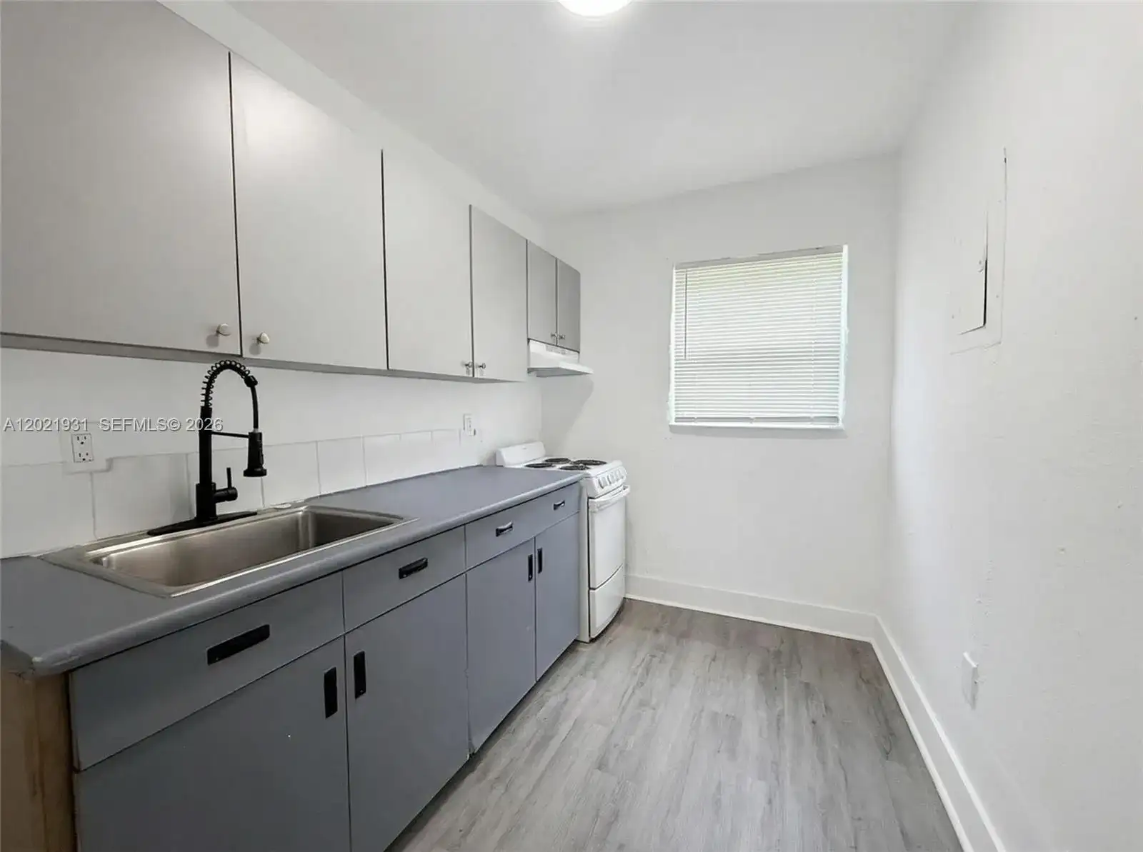 220 NW 11th Ter # 3, Miami FL 33136 photo 3
