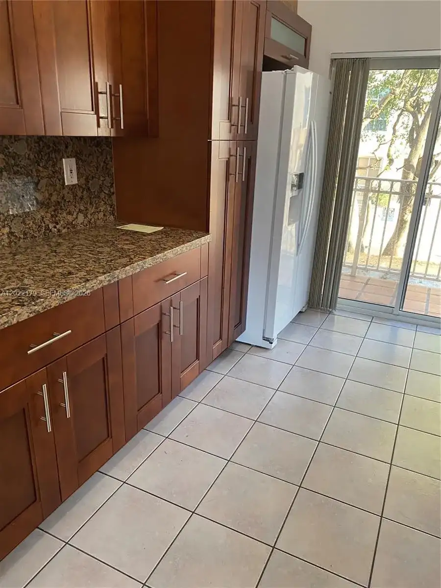 7500 W 20th Ave # 202, Hialeah FL 33016 photo 4