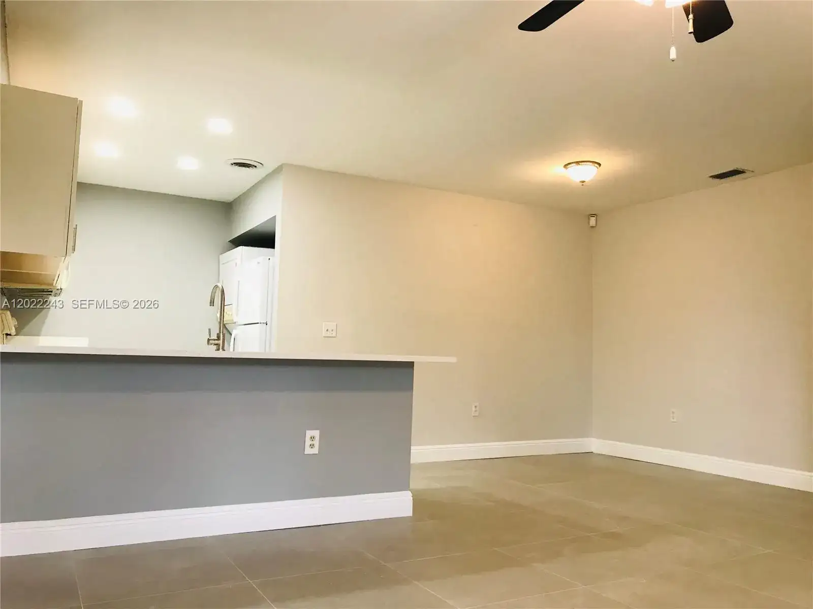 565 NW 100th Pl # 203, Pembroke Pines FL 33024 photo 3