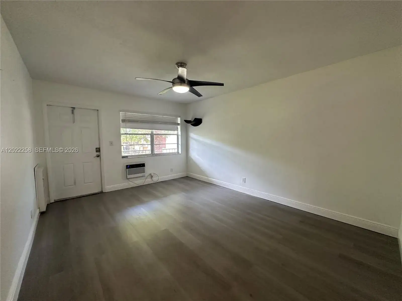 3700 Harrison St # 15A, Hollywood FL 33021 photo 4