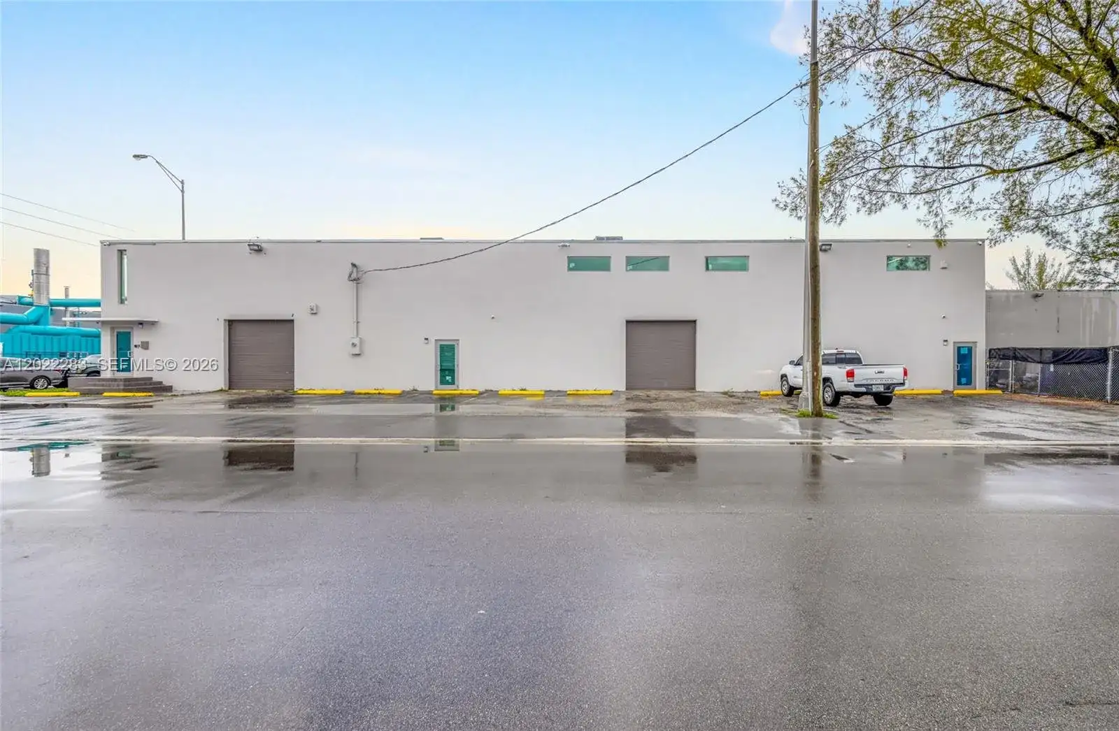 7550 W 2nd Ct, Hialeah FL 33014 photo 3