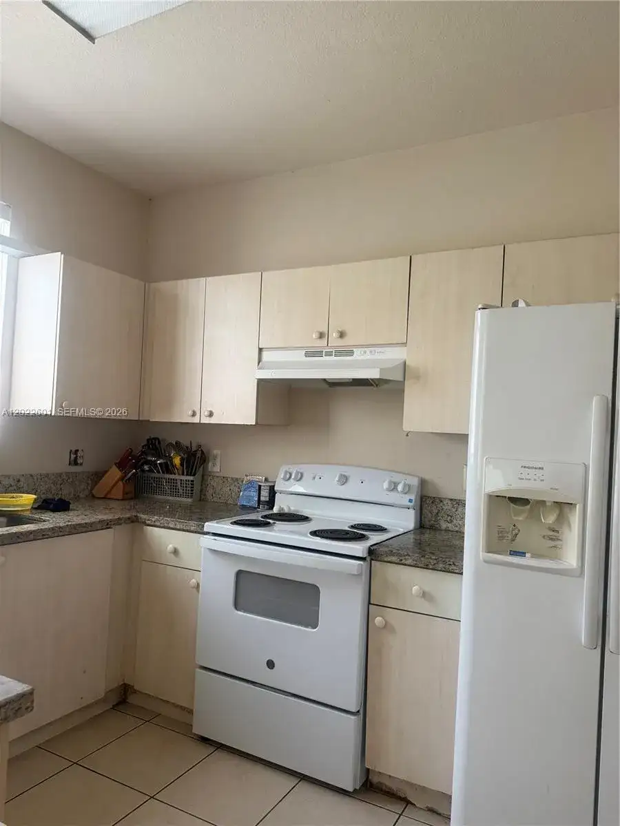 101 SW 15th Rd # 101, Homestead FL 33030 photo 3
