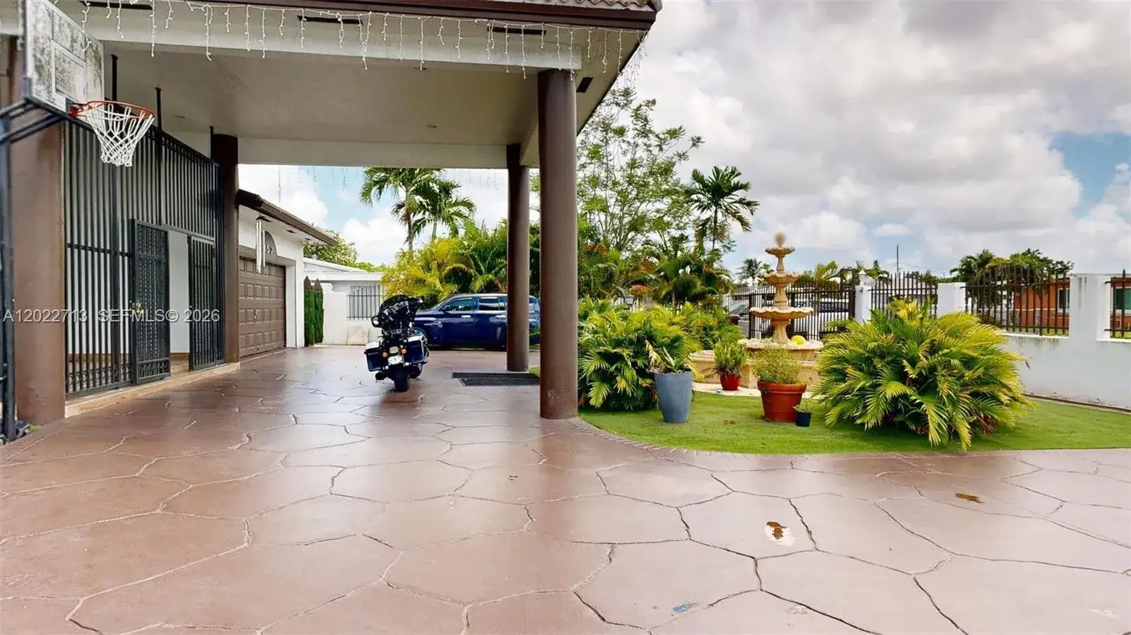 357 W 44th St, Hialeah FL 33012 photo 4