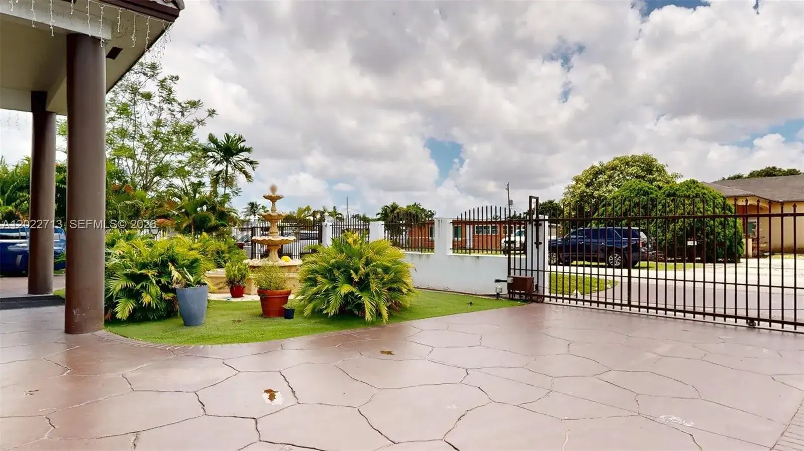 357 W 44th St, Hialeah FL 33012 photo 5