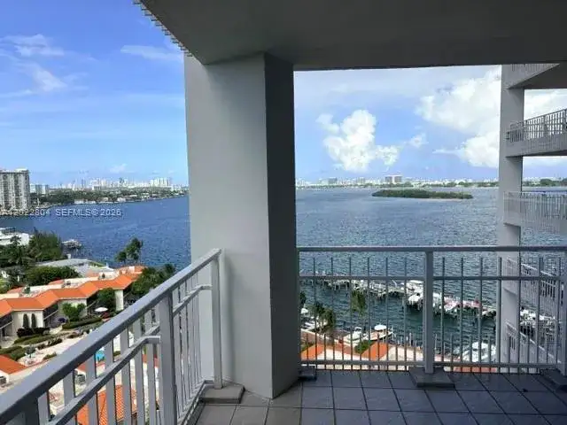 4000 Towerside Ter # 1803, Miami FL 33138 photo 4
