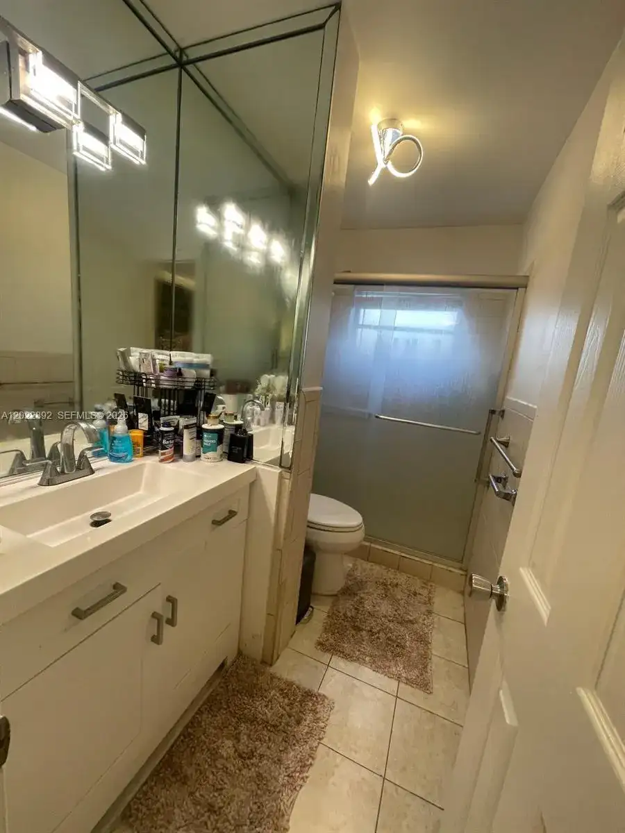 201 NE 14th Ave # 5A, Hallandale Beach FL 33009 photo 3