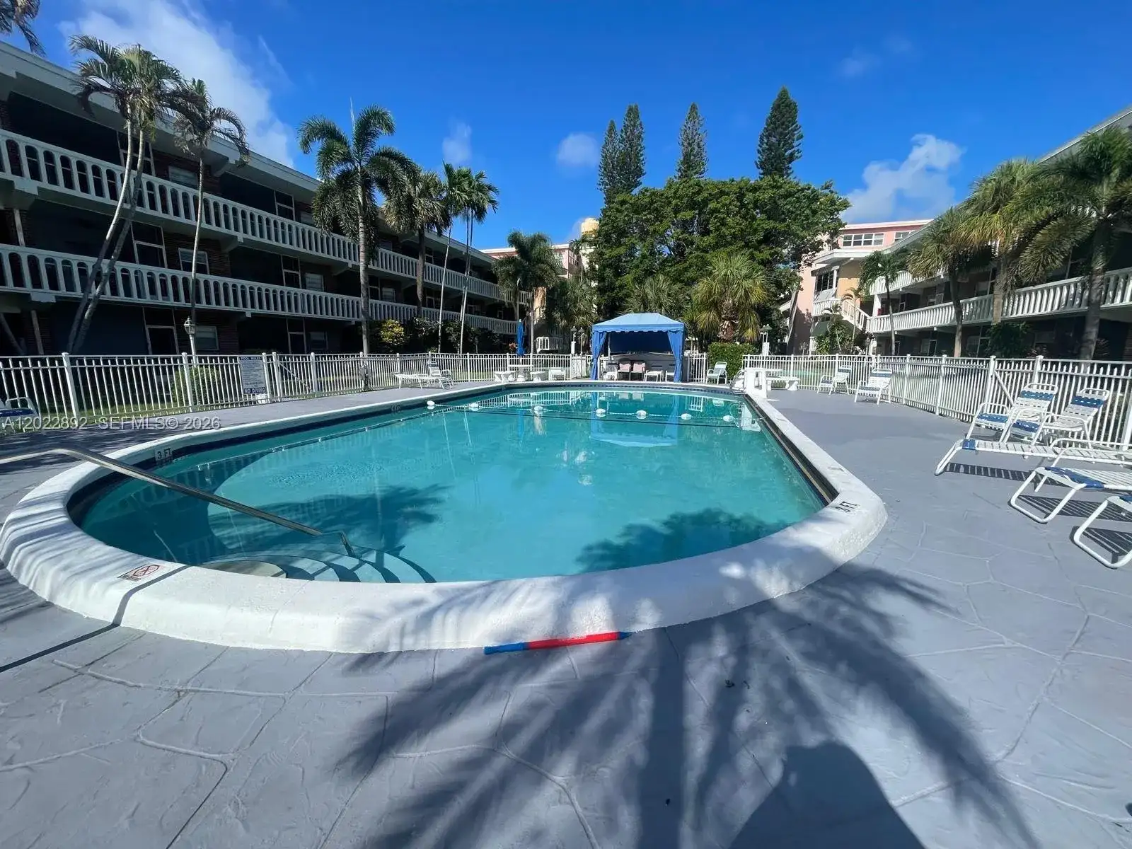 201 NE 14th Ave # 5A, Hallandale Beach FL 33009 photo 4