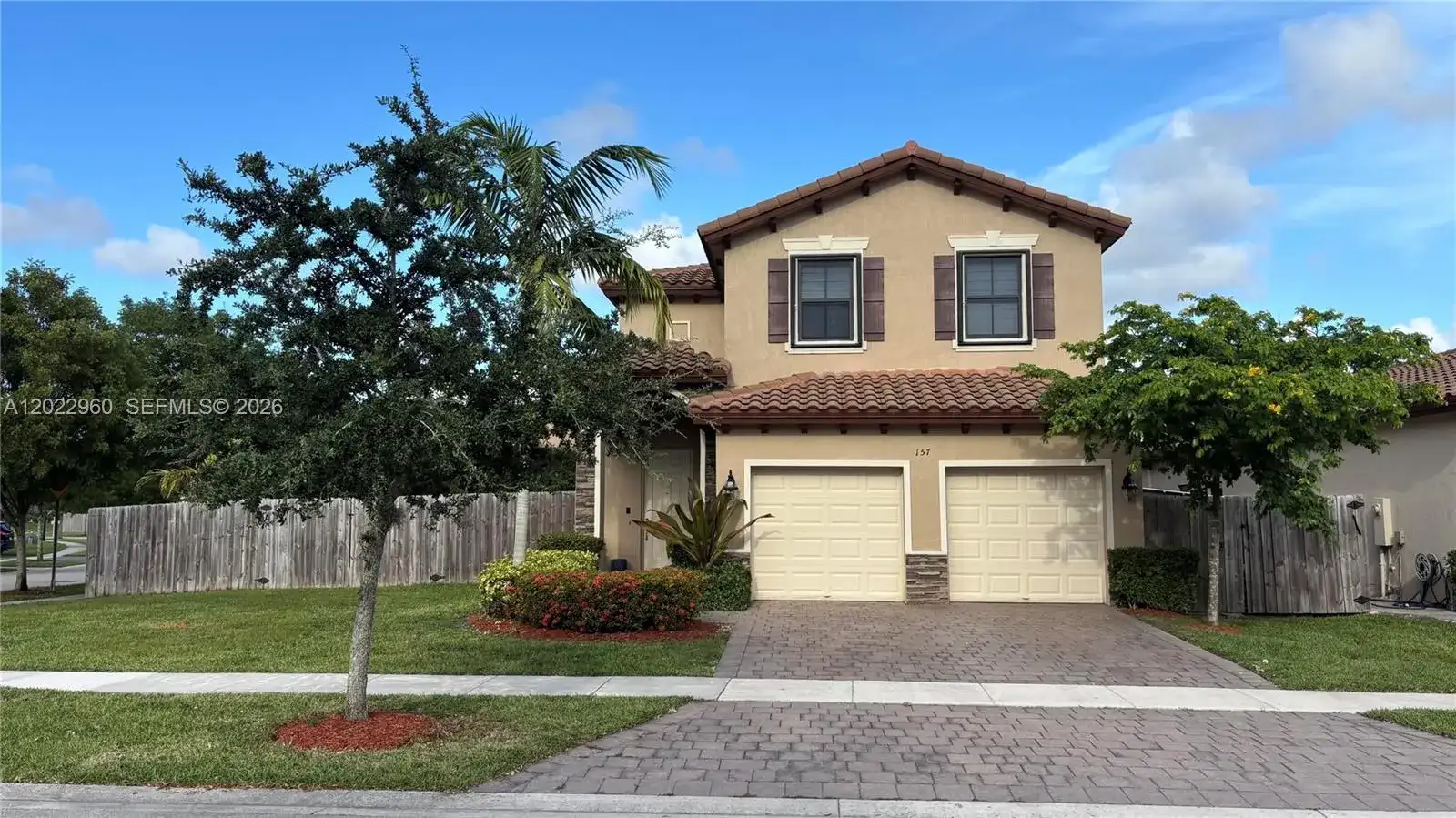157 NE 25th Ave, Homestead FL 33033 photo 2