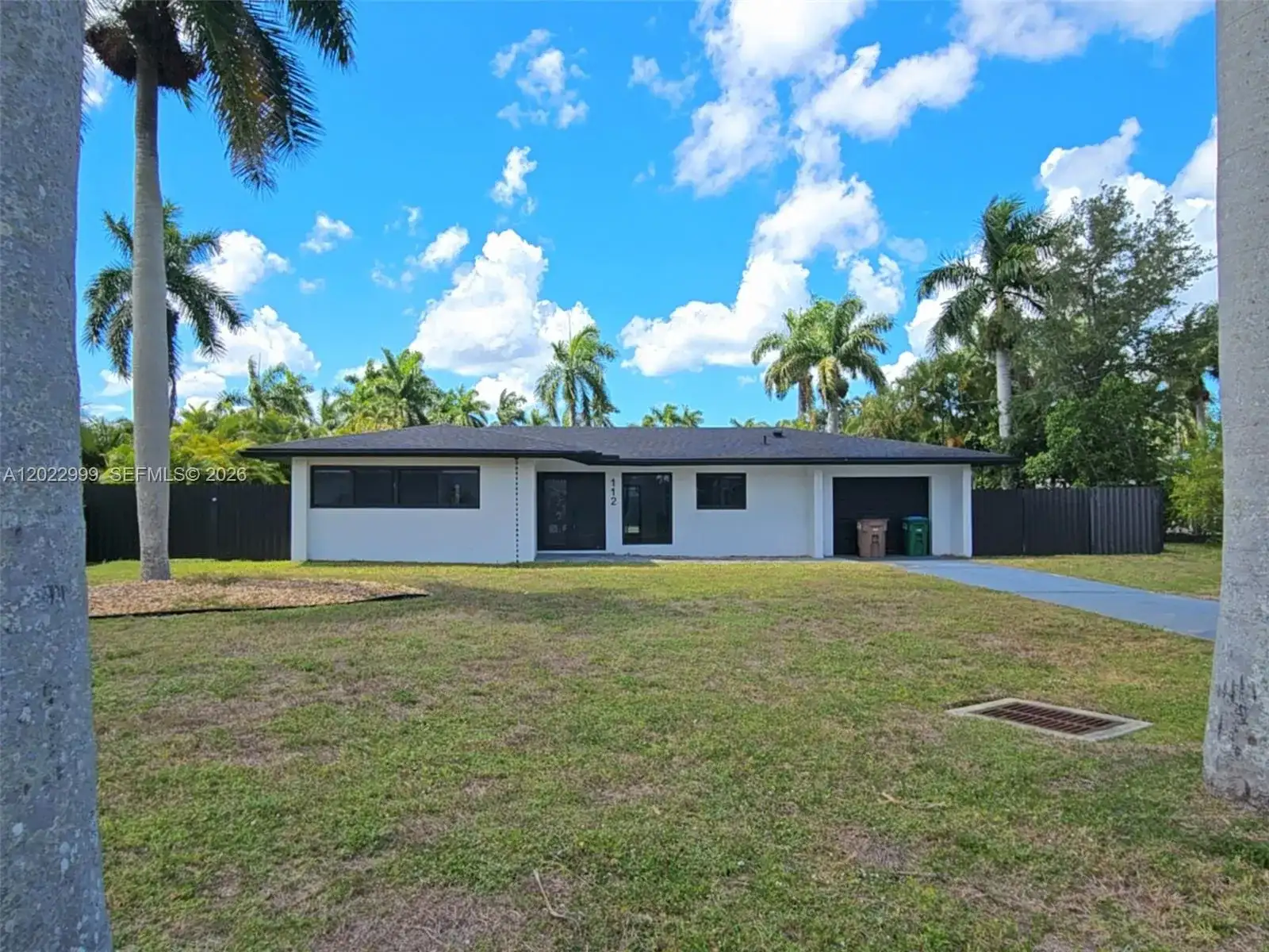 112 BAYSHORE DR, Cape Coral FL 33904 photo 2