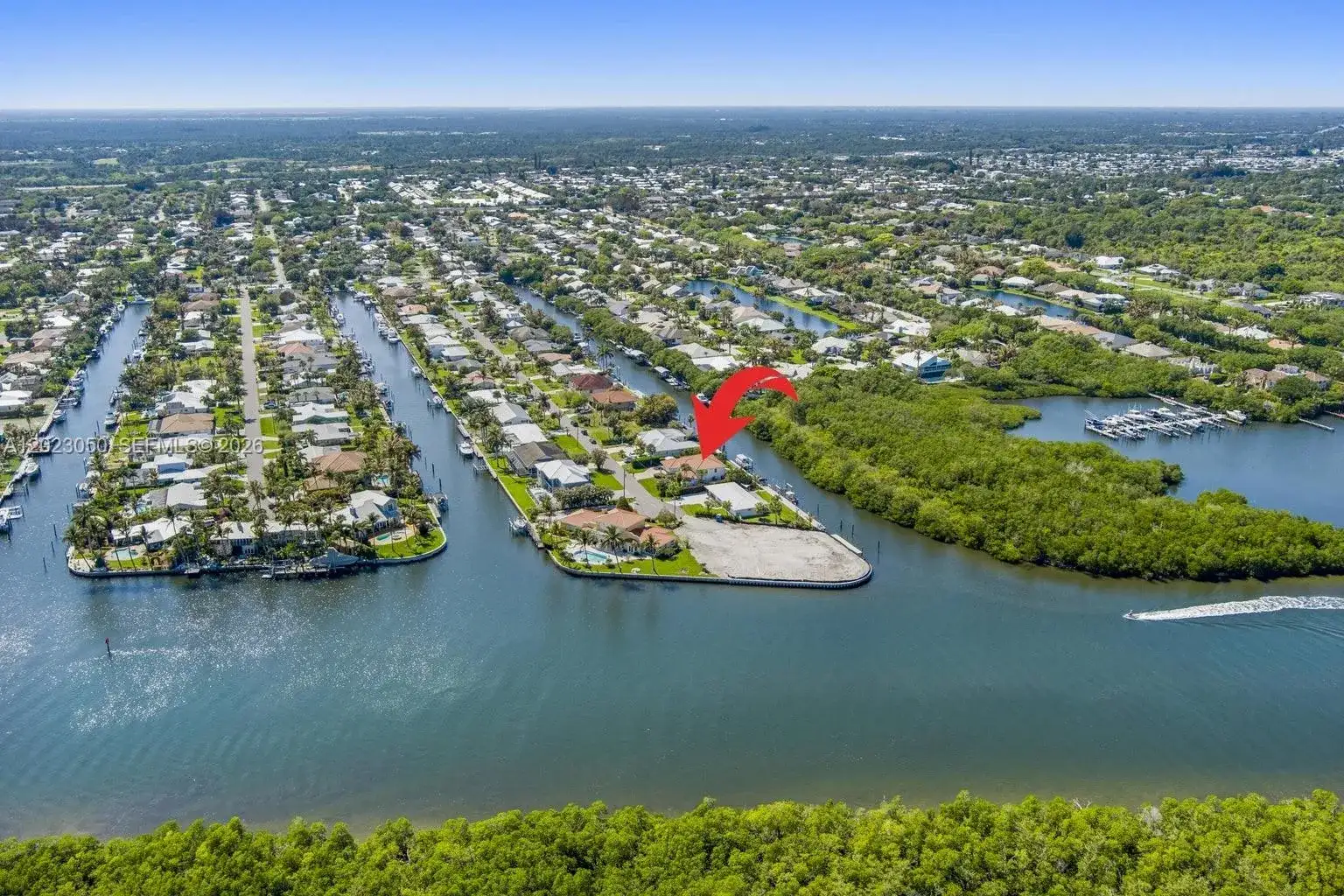 8565 SE Palm St, Hobe Sound FL 33455 photo 2