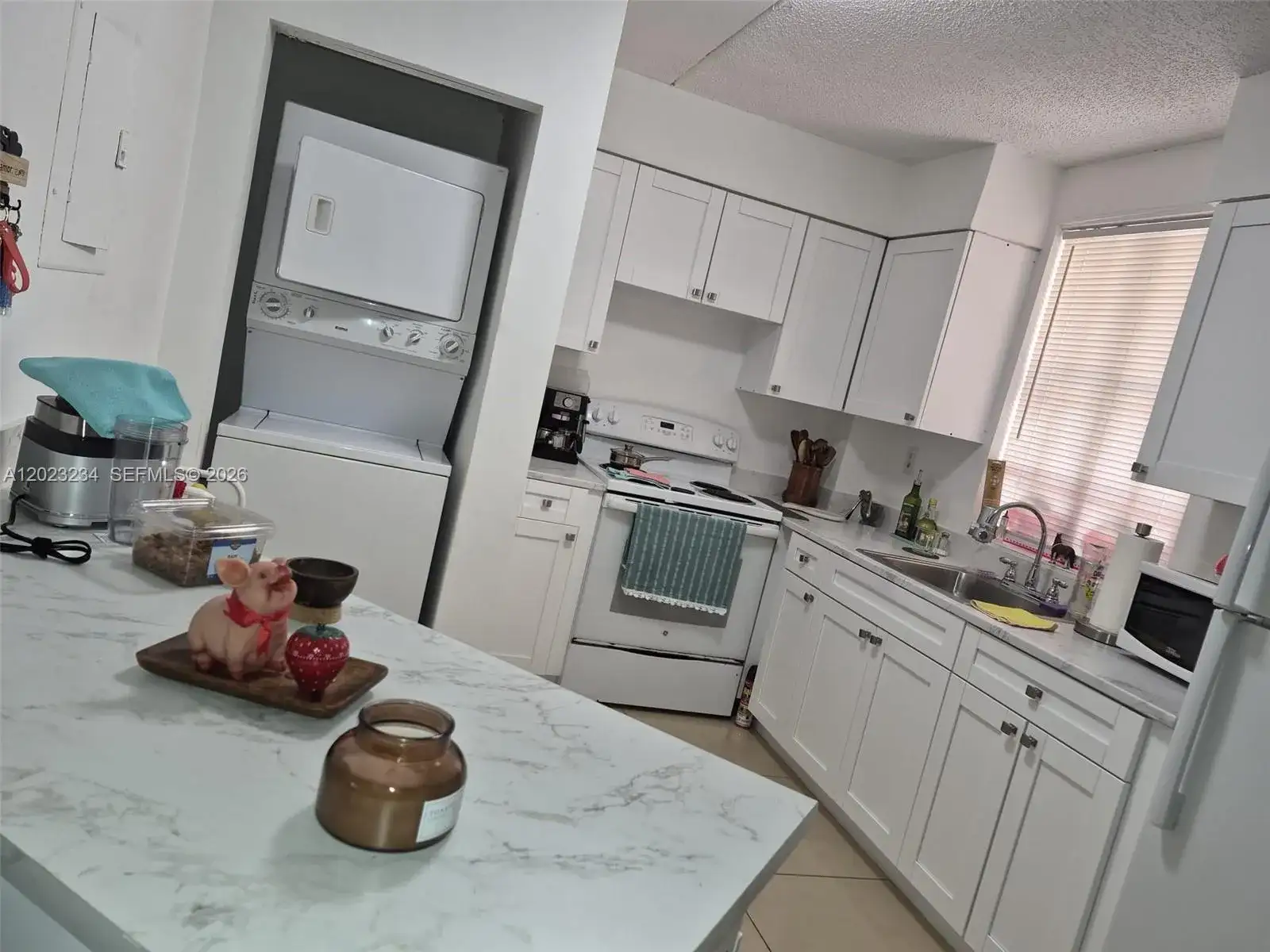 6195 NW 186th St # 106, Hialeah FL 33015 photo 2