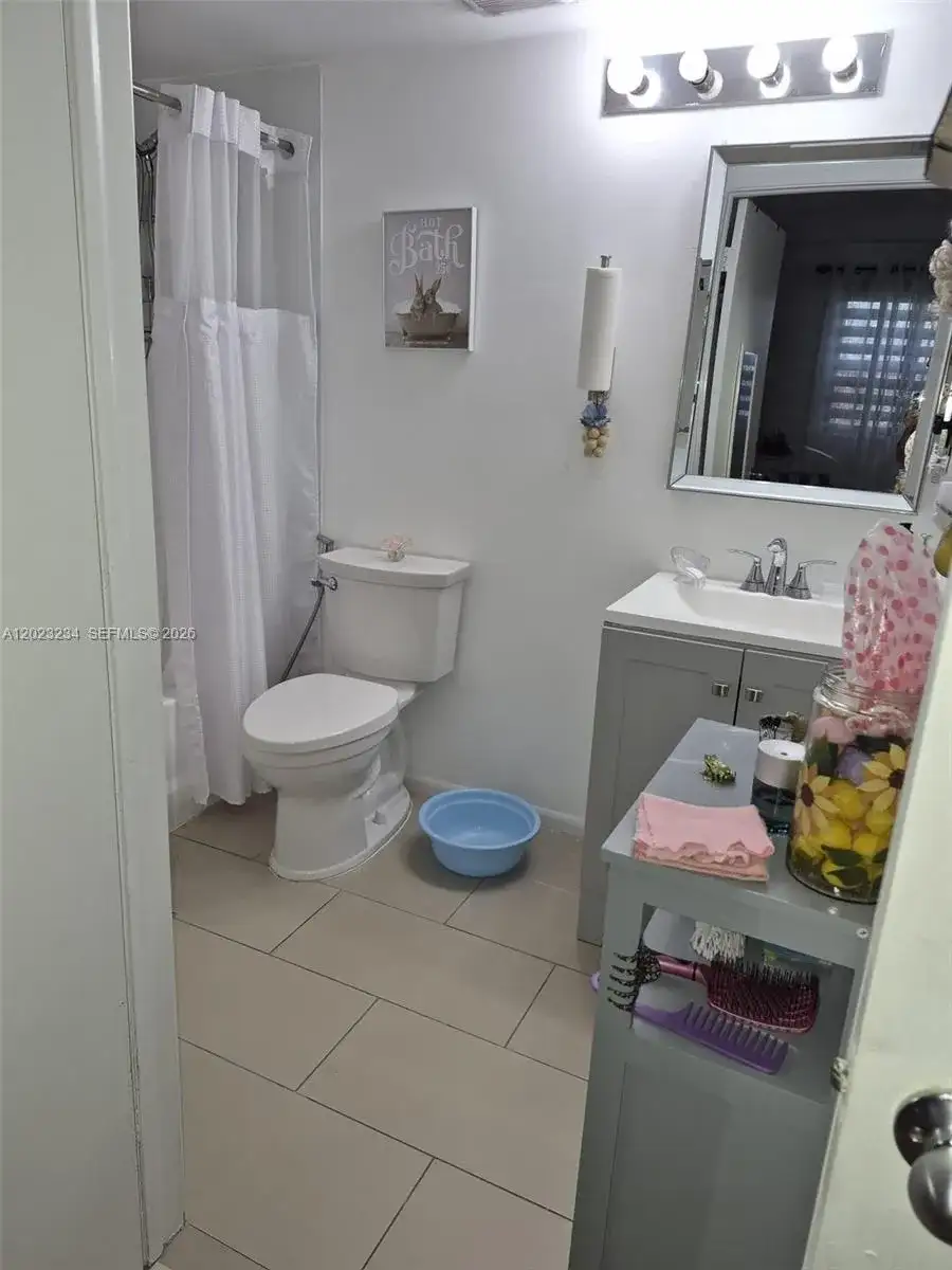 6195 NW 186th St # 106, Hialeah FL 33015 photo 5