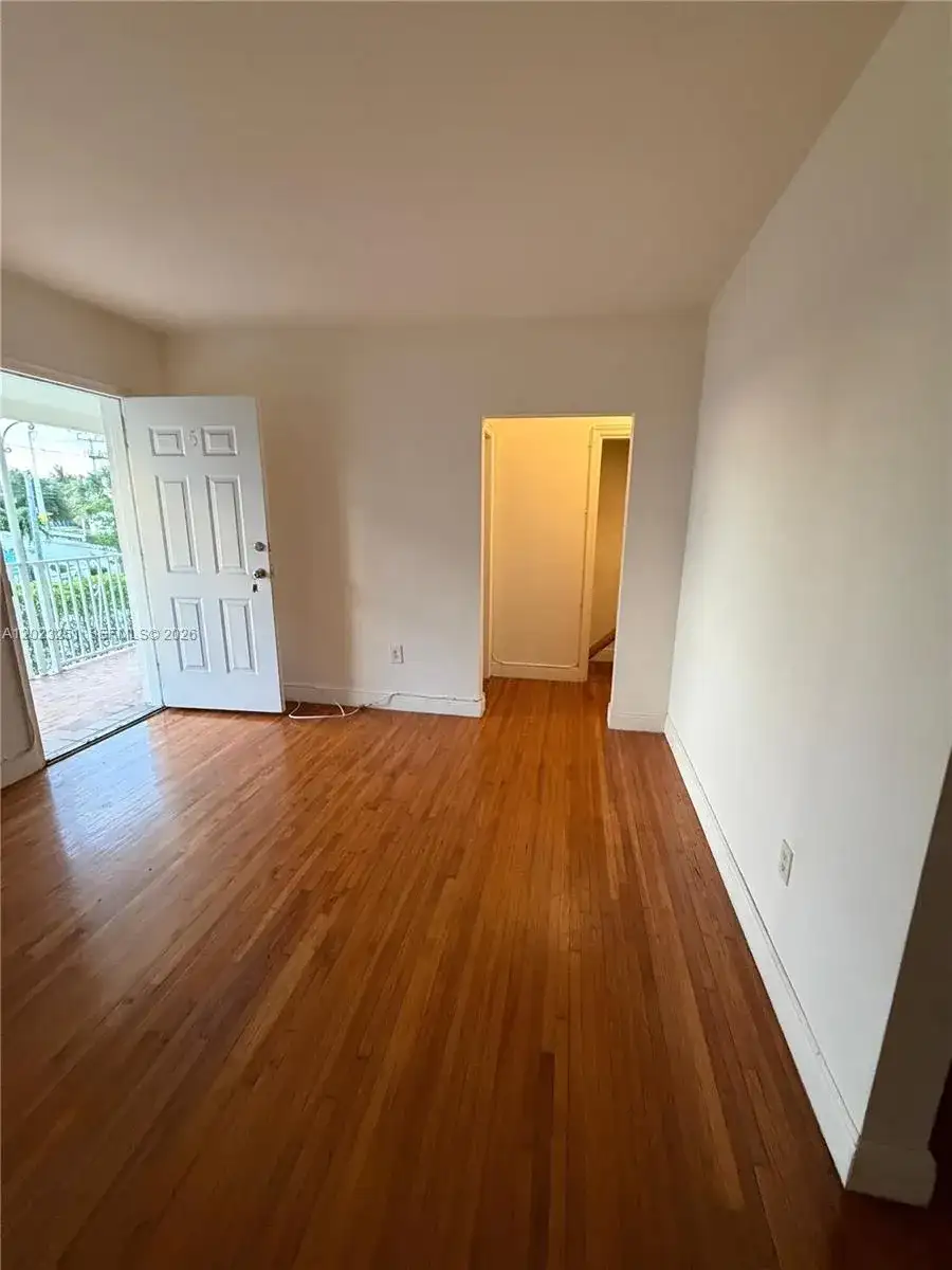 2200 Calais Dr # 5, Miami Beach FL 33141 photo 3
