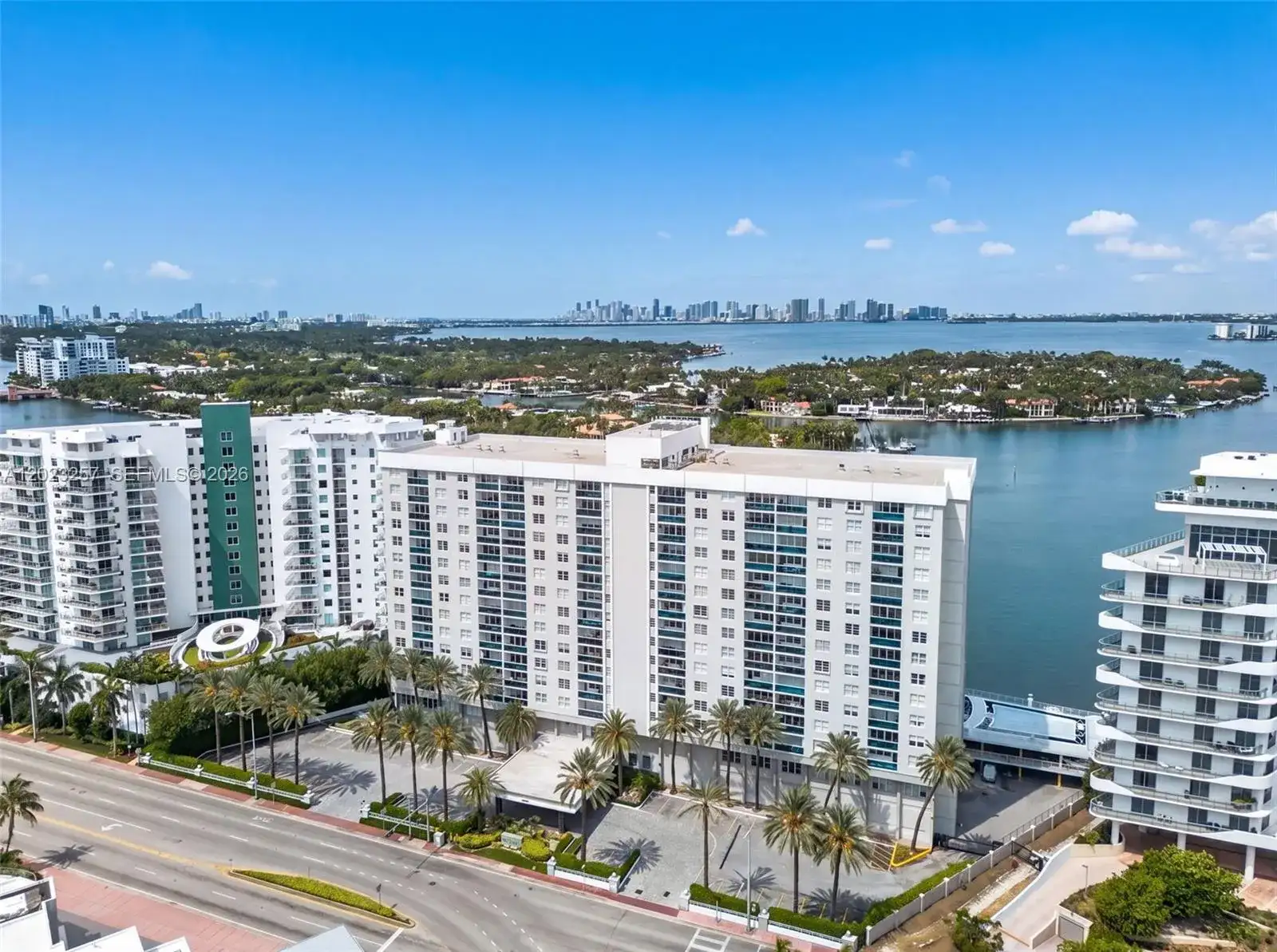 6770 Indian Creek Dr # 5D, Miami Beach FL 33141 photo 2
